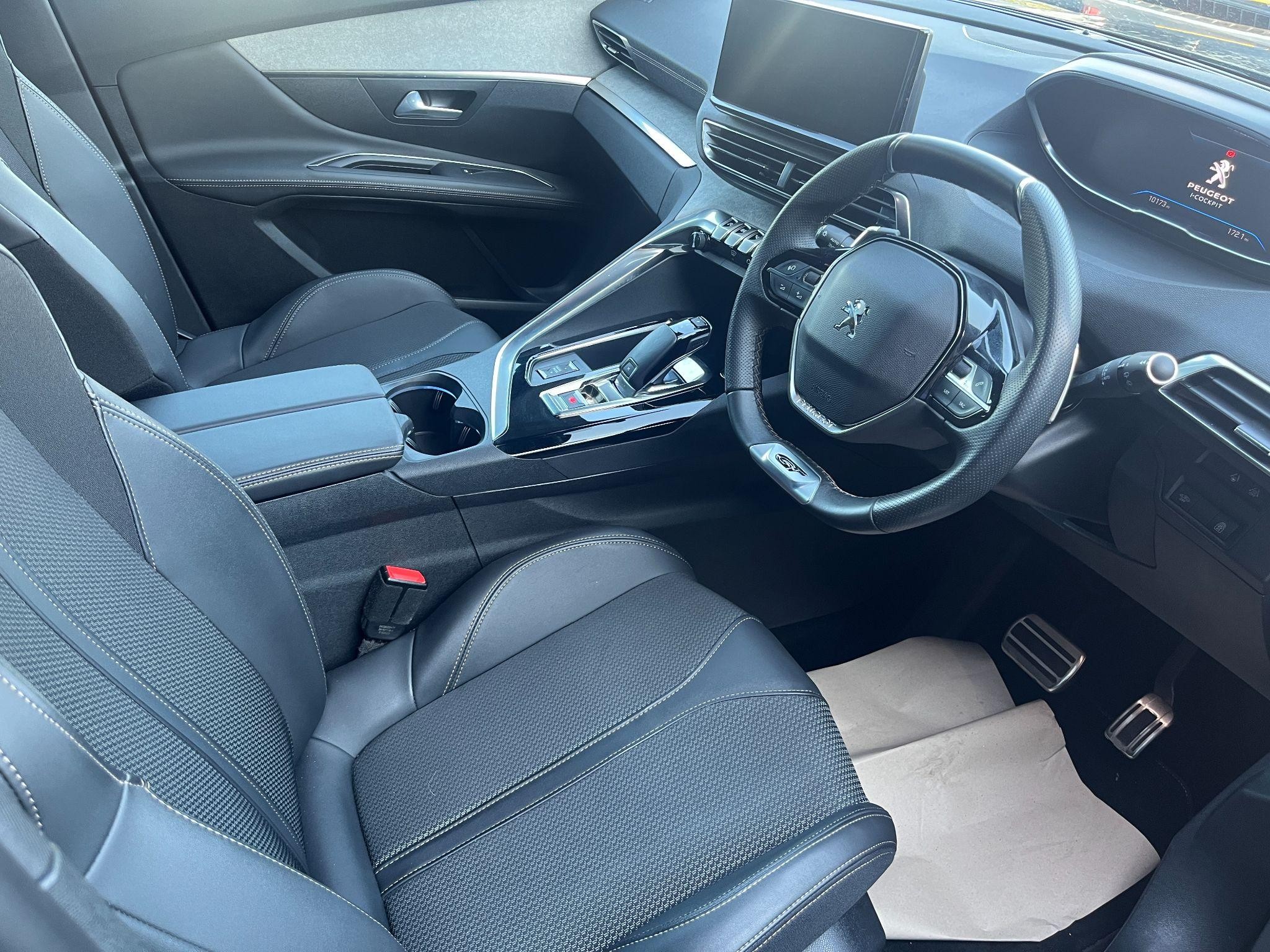 Peugeot 3008 Image 11