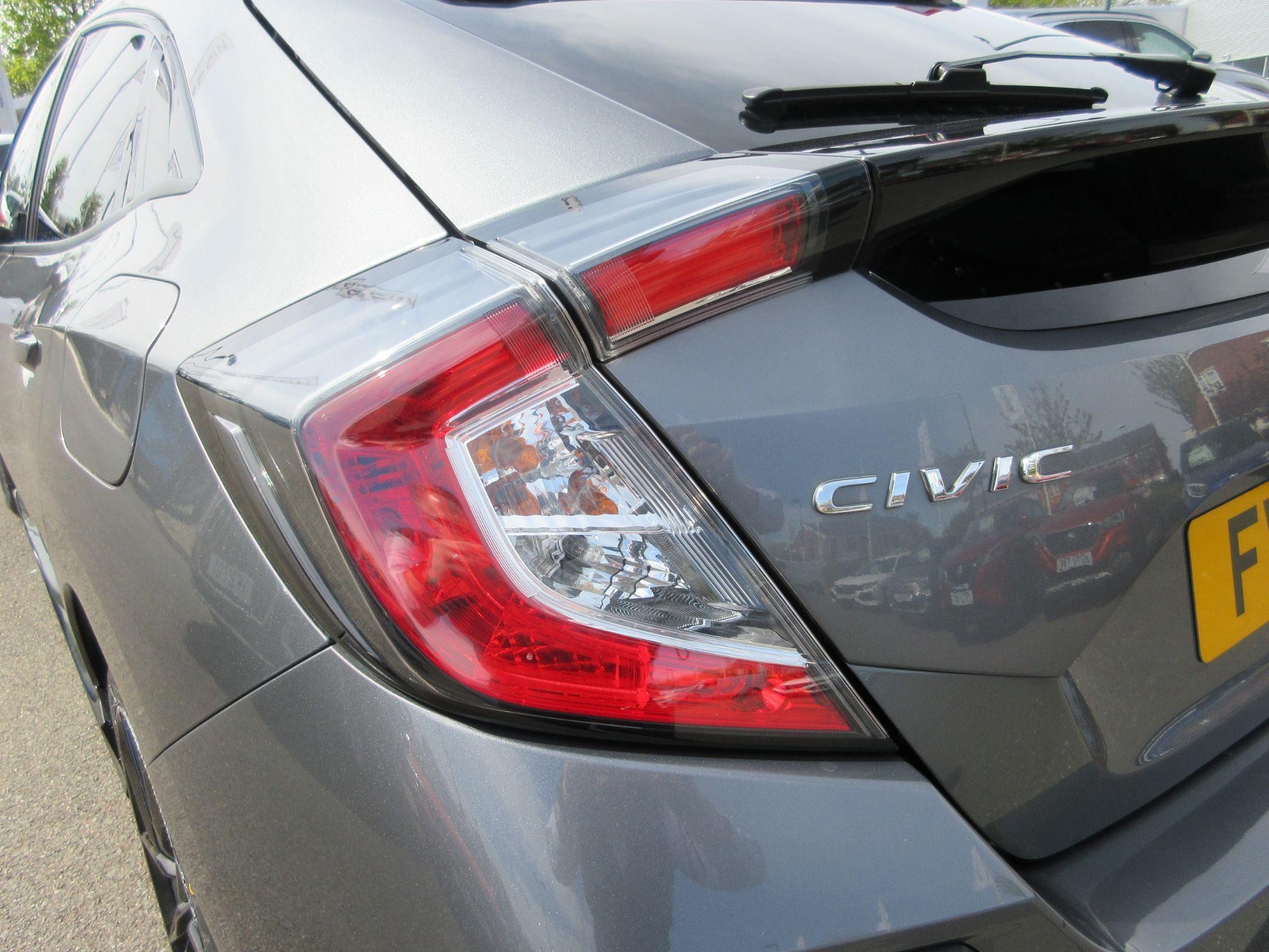 Honda Civic Image 23