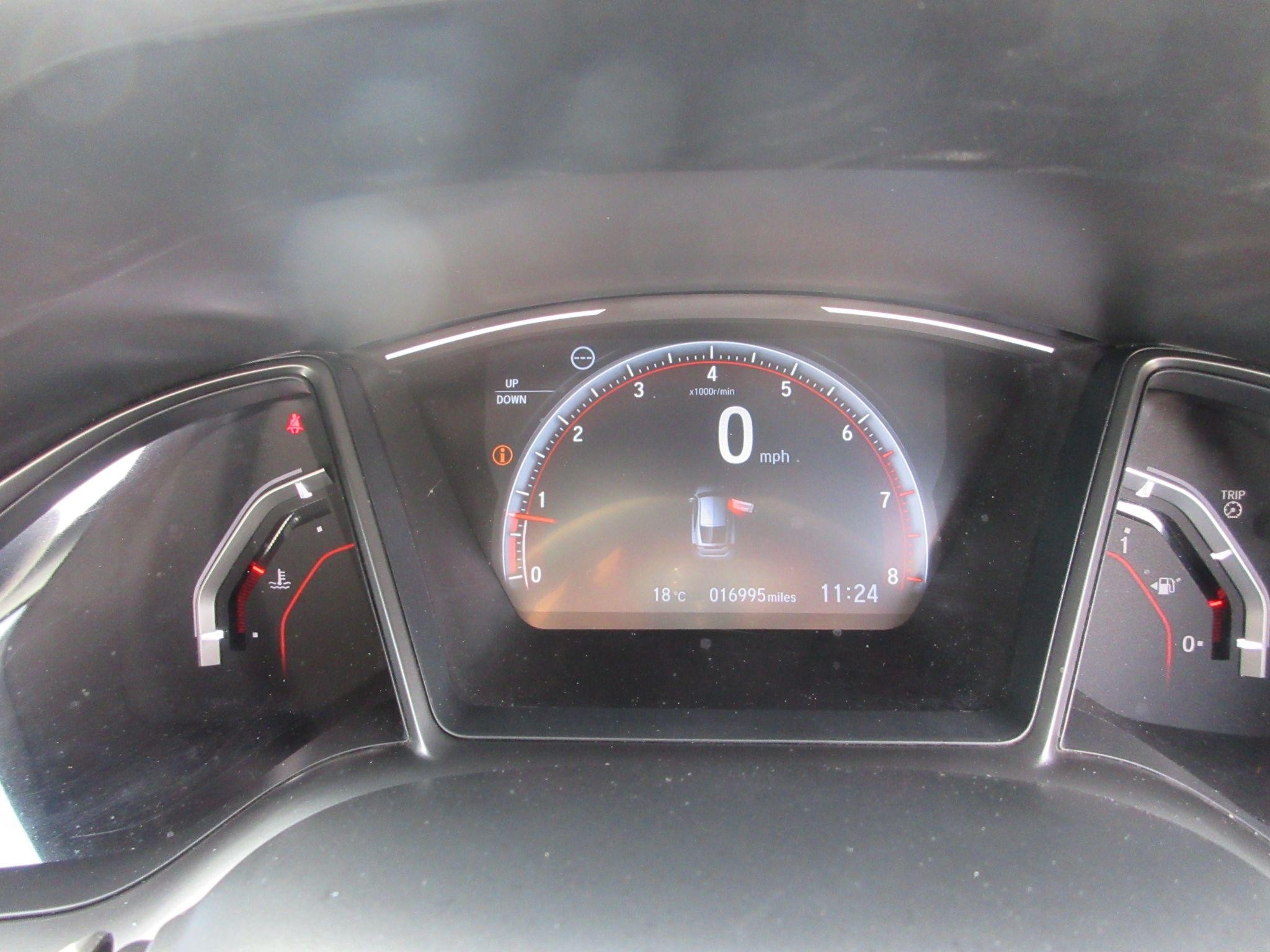 Honda Civic Image 24