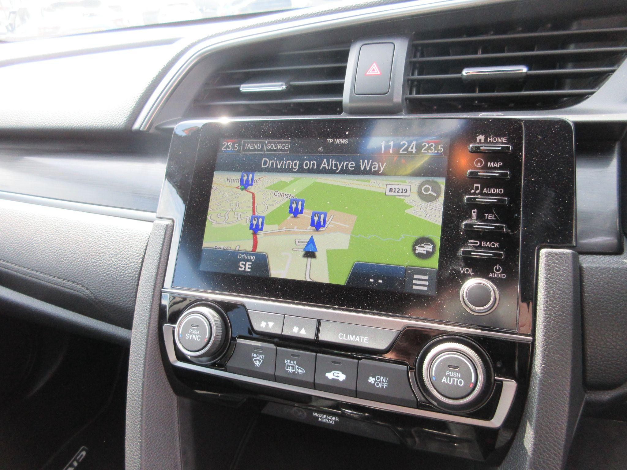 Honda Civic Image 25