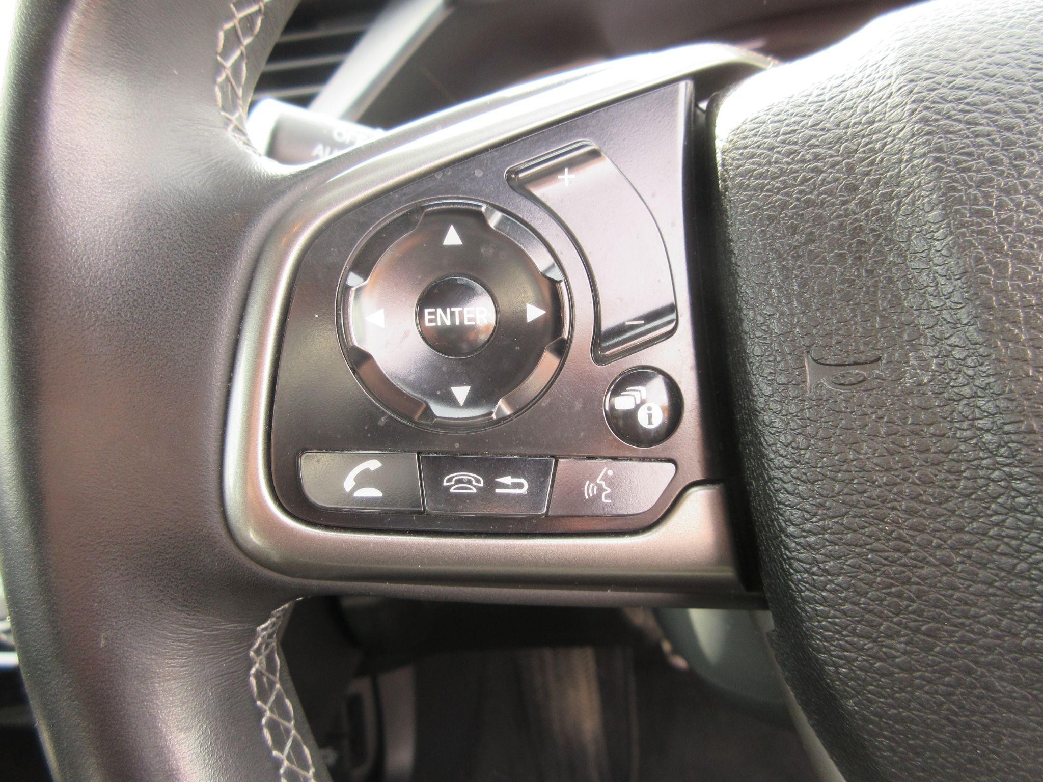 Honda Civic Image 28