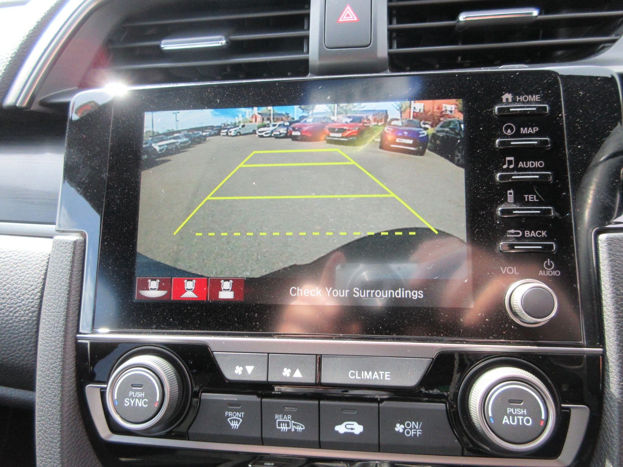 Honda Civic Image 30
