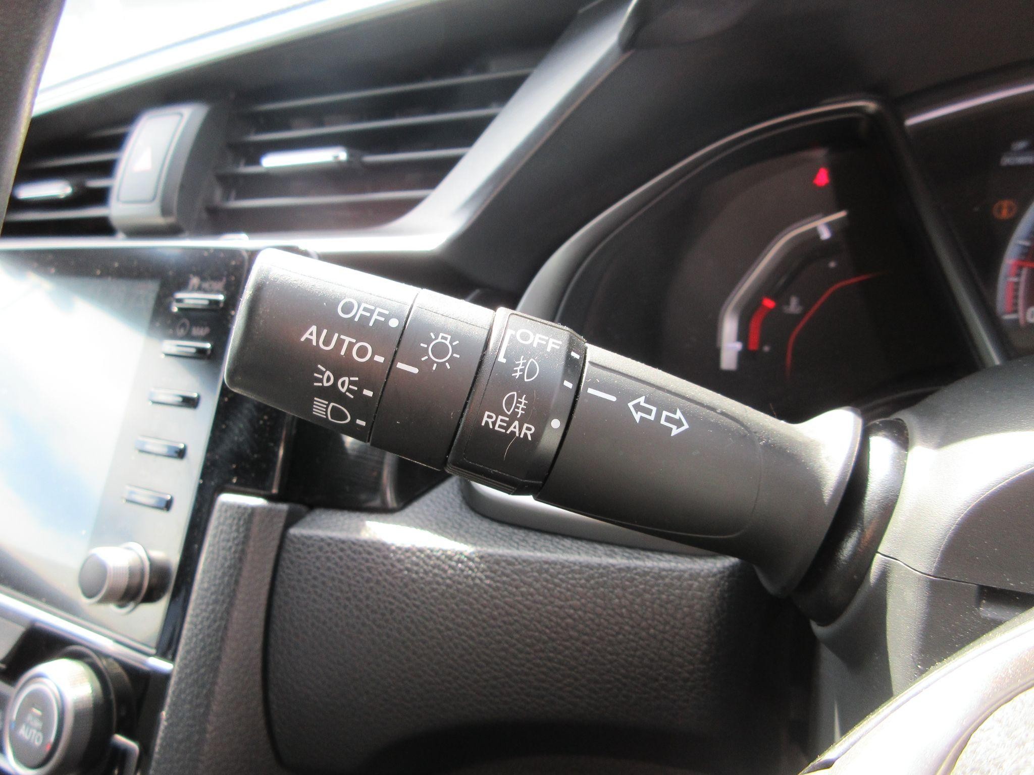 Honda Civic Image 34