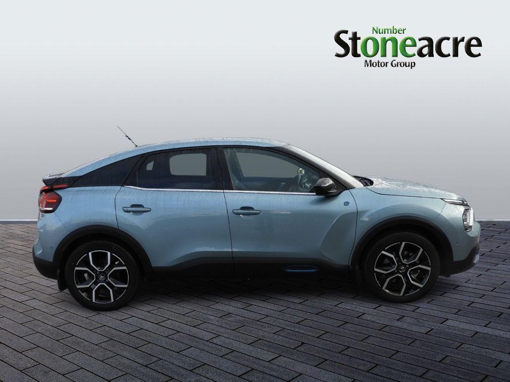 Citroen e-C4 Image 2