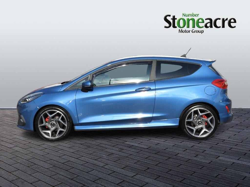 Ford Fiesta Image 6