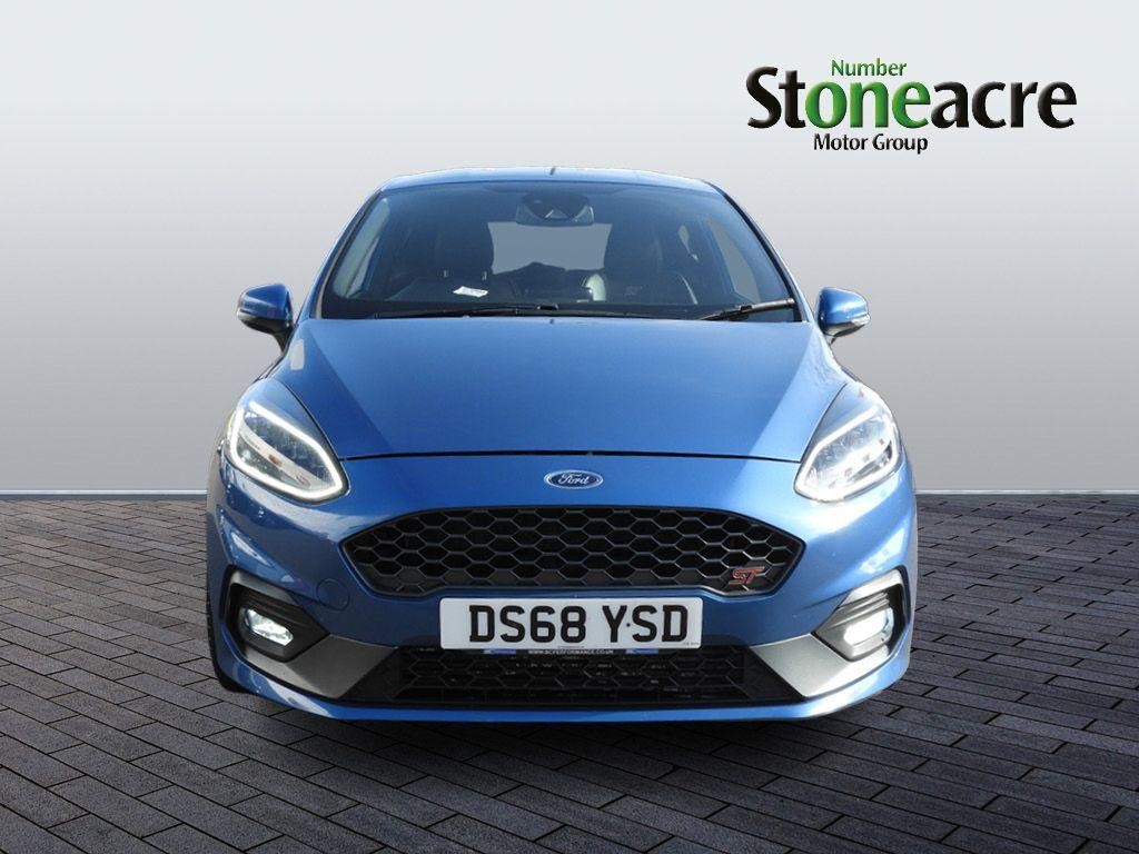 Ford Fiesta Image 8
