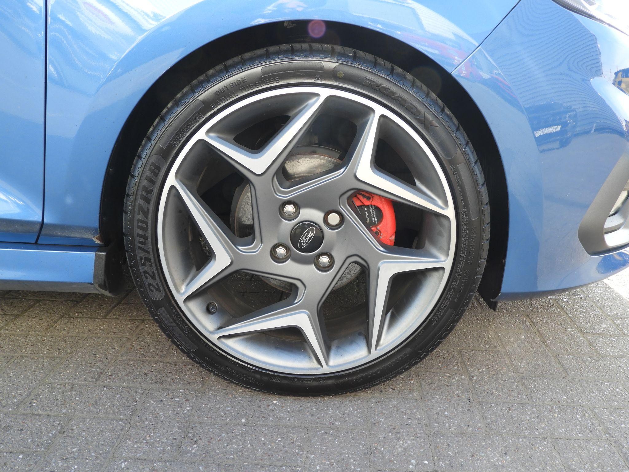 Ford Fiesta Image 9