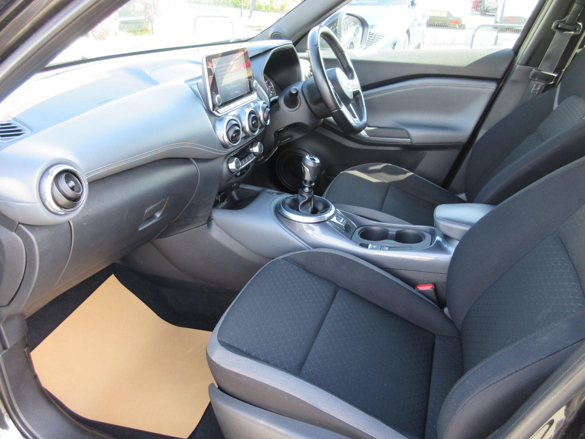 Nissan Juke Image 35