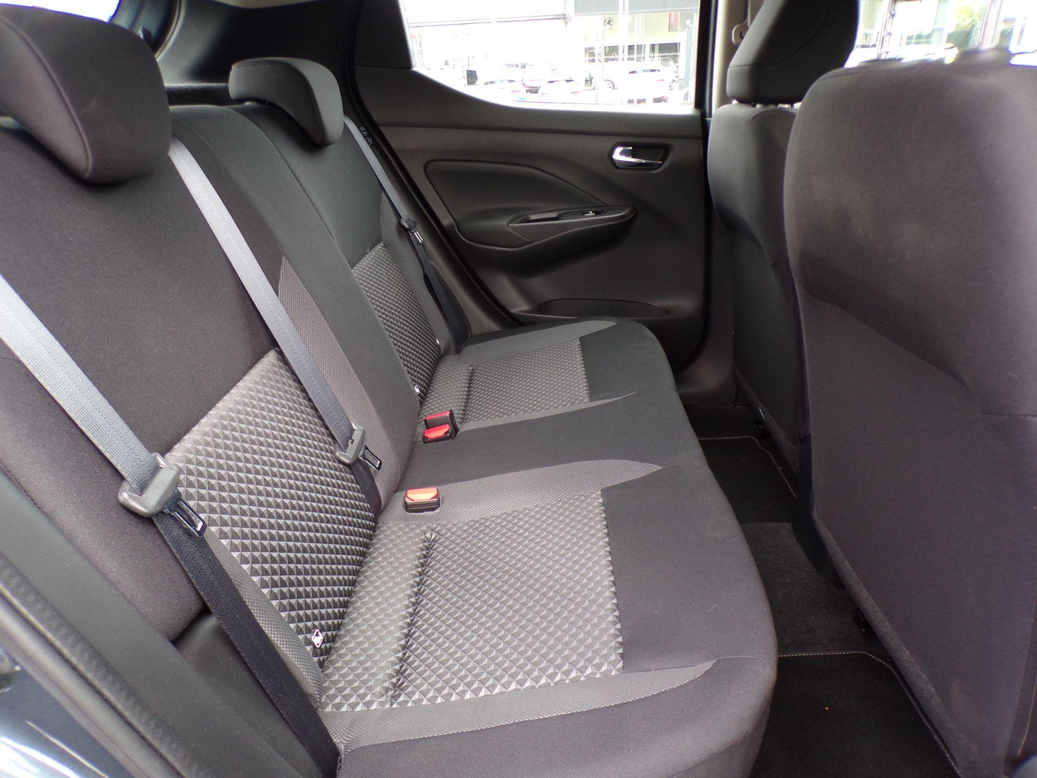 Nissan Micra Image 14