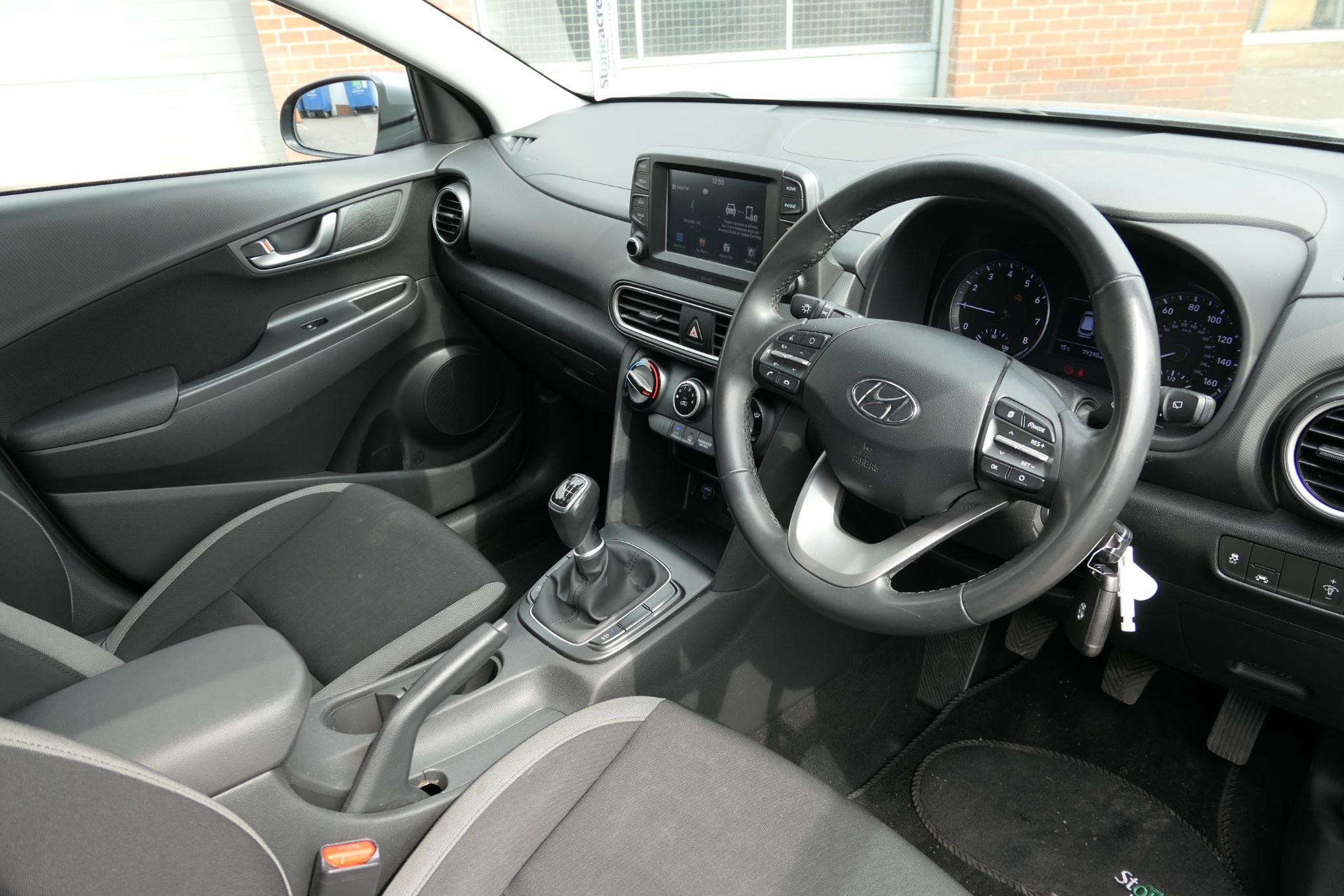 Hyundai KONA Image 9