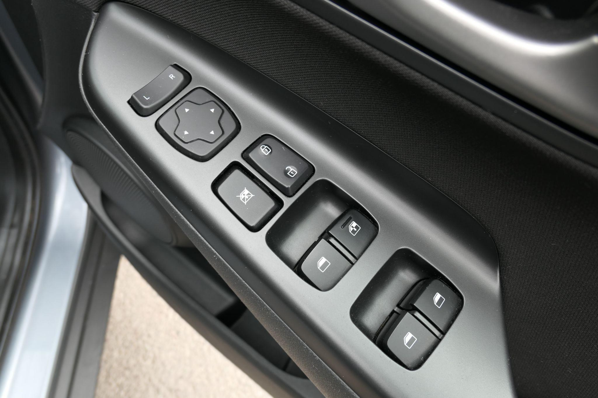 Hyundai KONA Image 15