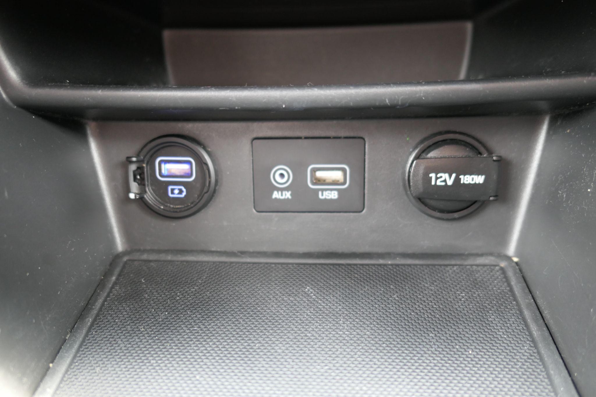 Hyundai KONA Image 20