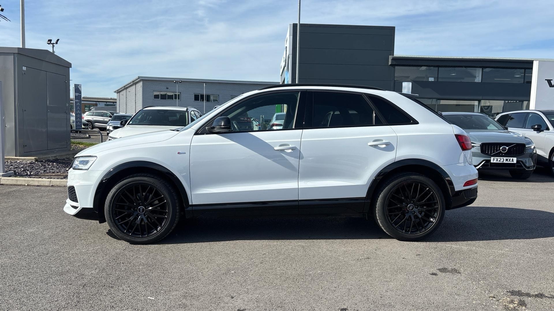 Audi Q3 Image 8