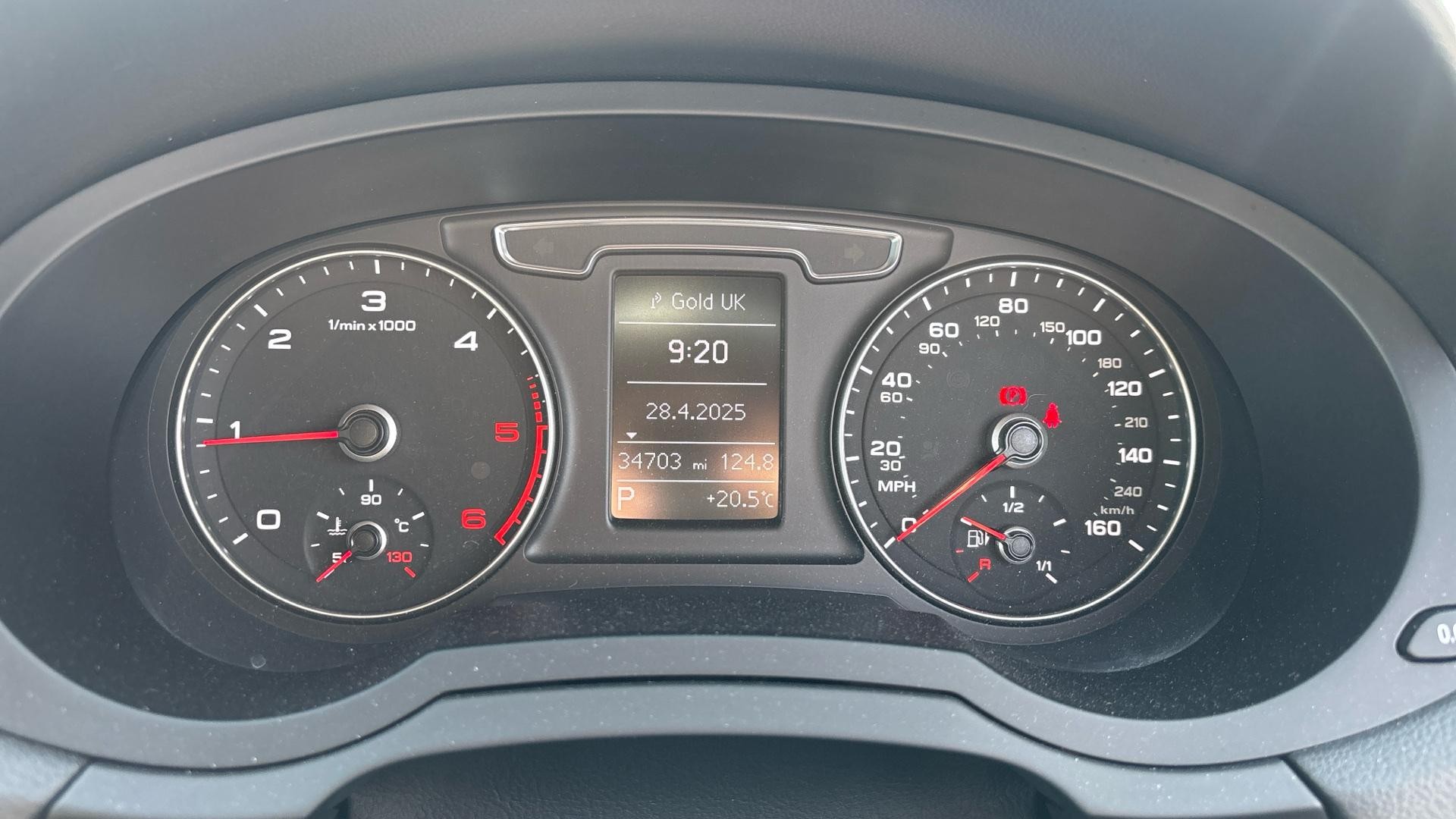Audi Q3 Image 11