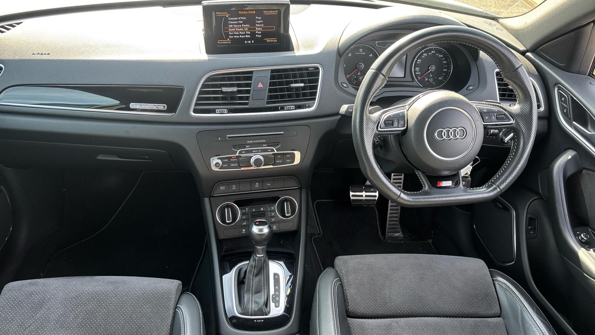 Audi Q3 Image 20