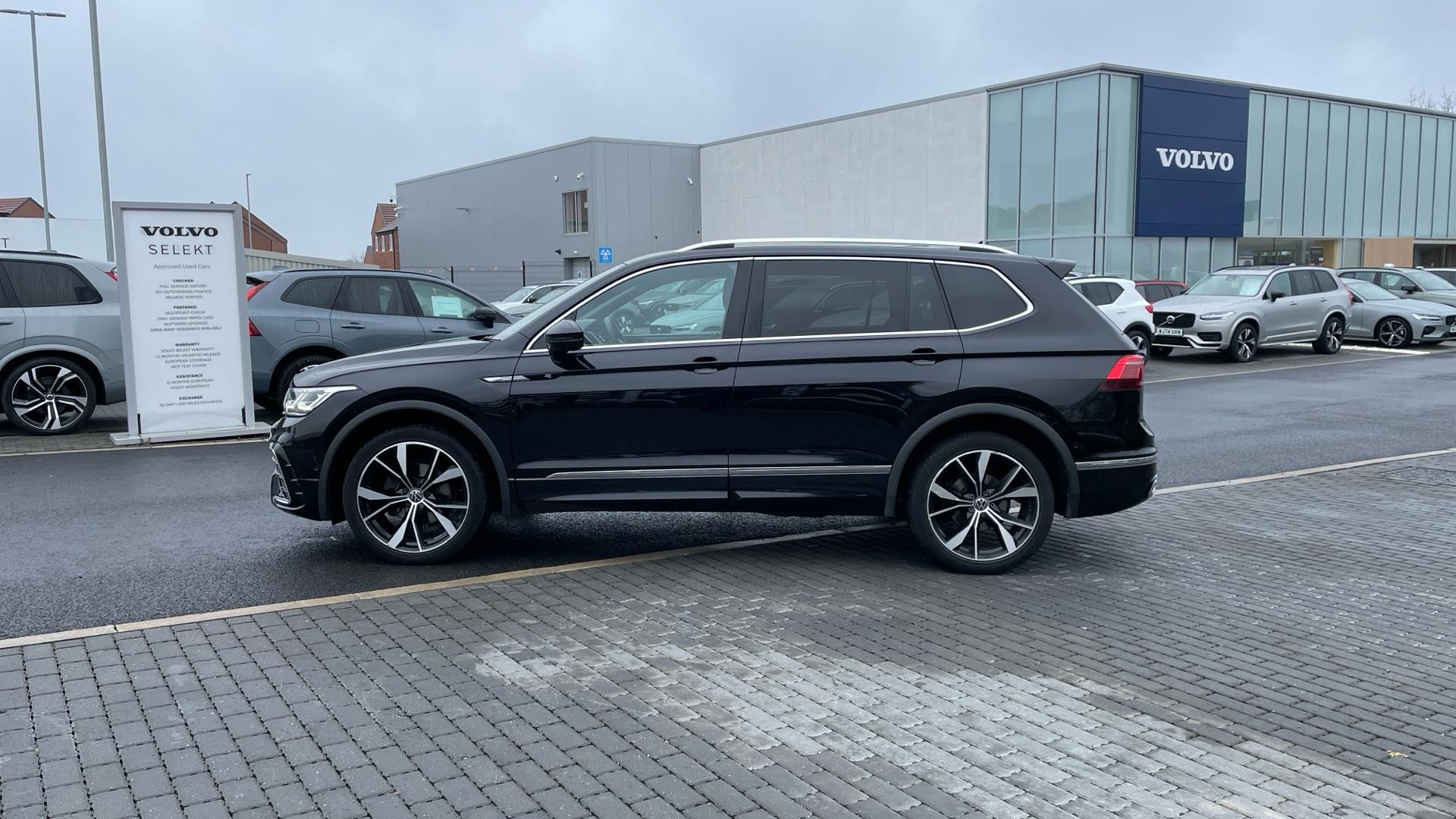 Volkswagen Tiguan Allspace Image 8