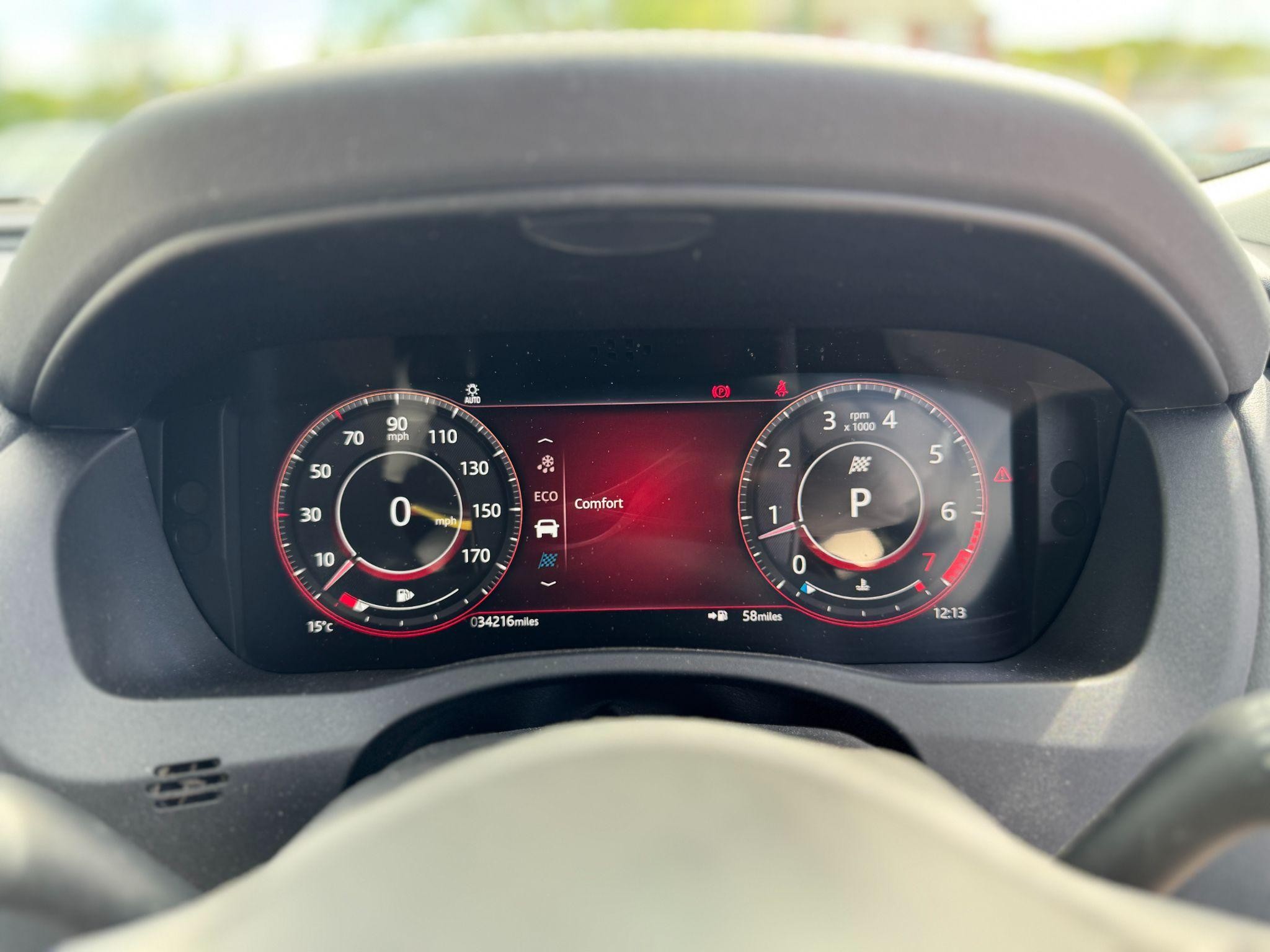 Jaguar XE Image 12
