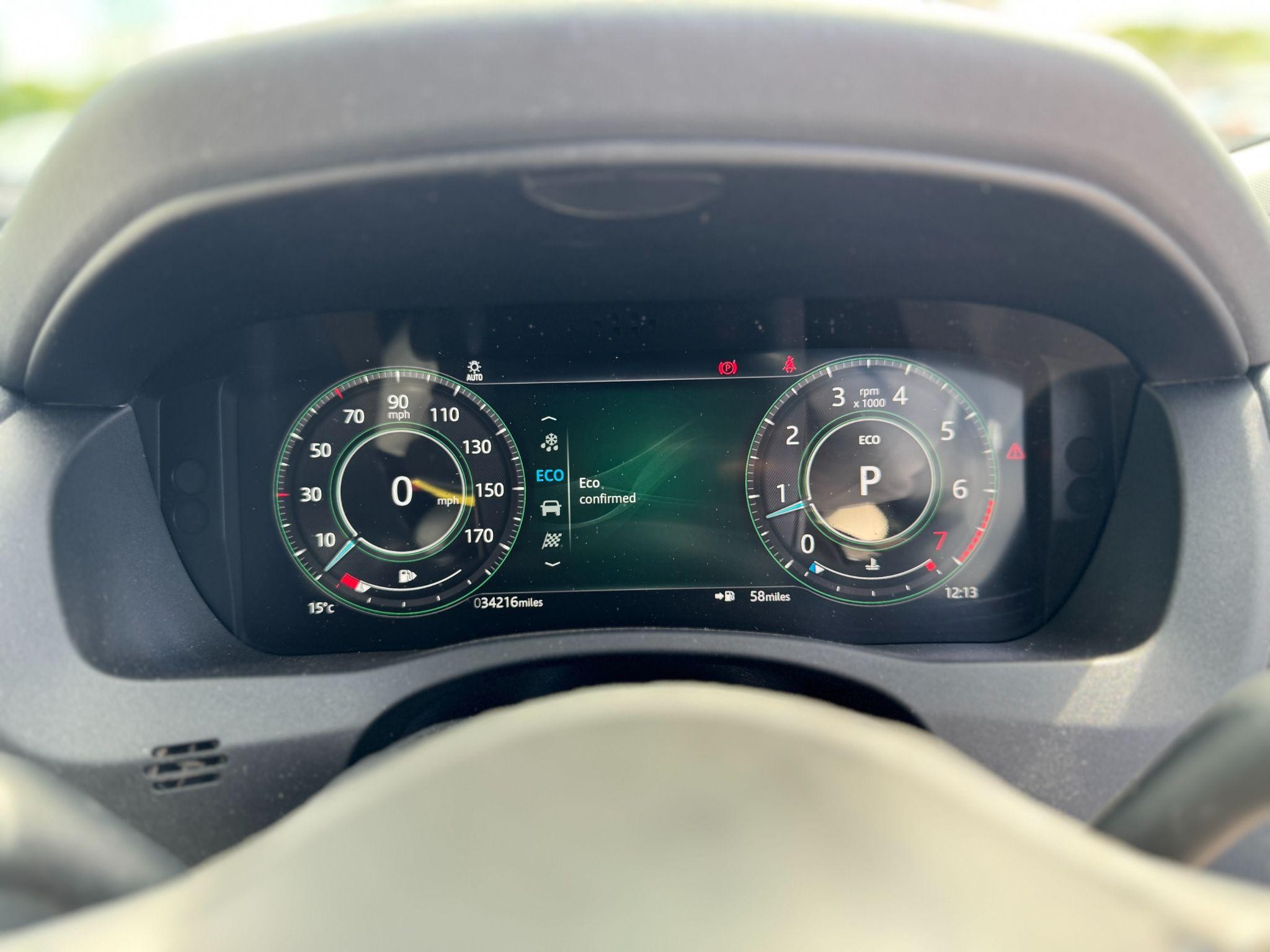 Jaguar XE Image 10