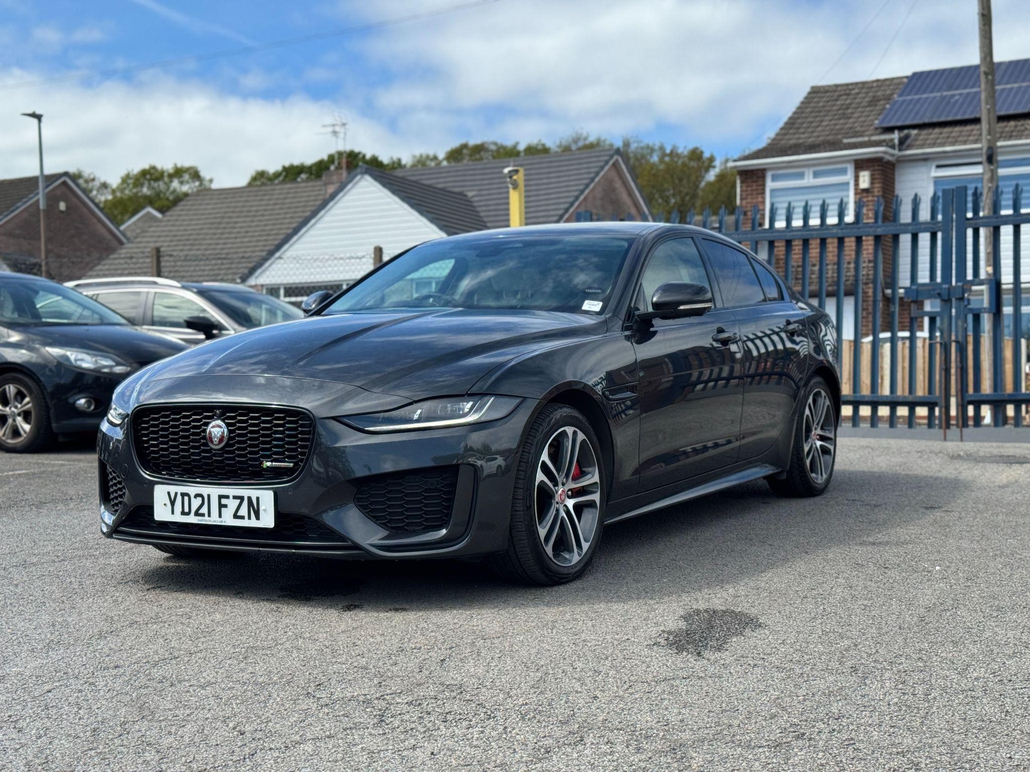 Jaguar XE Image 17