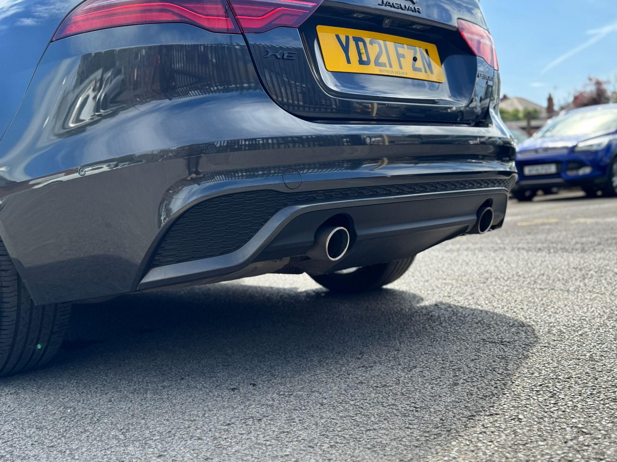 Jaguar XE Image 32