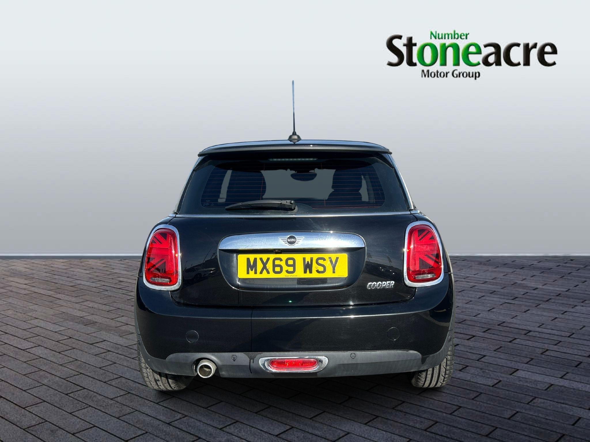 MINI Hatch Image 4