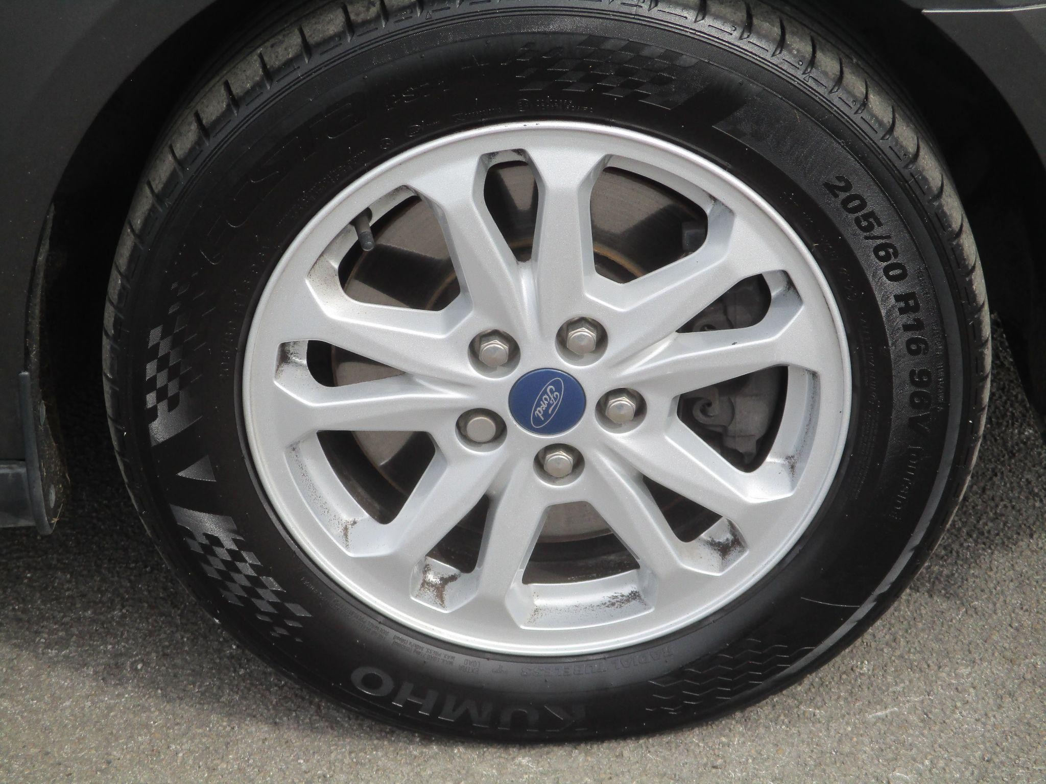 Ford Transit Connect Image 9