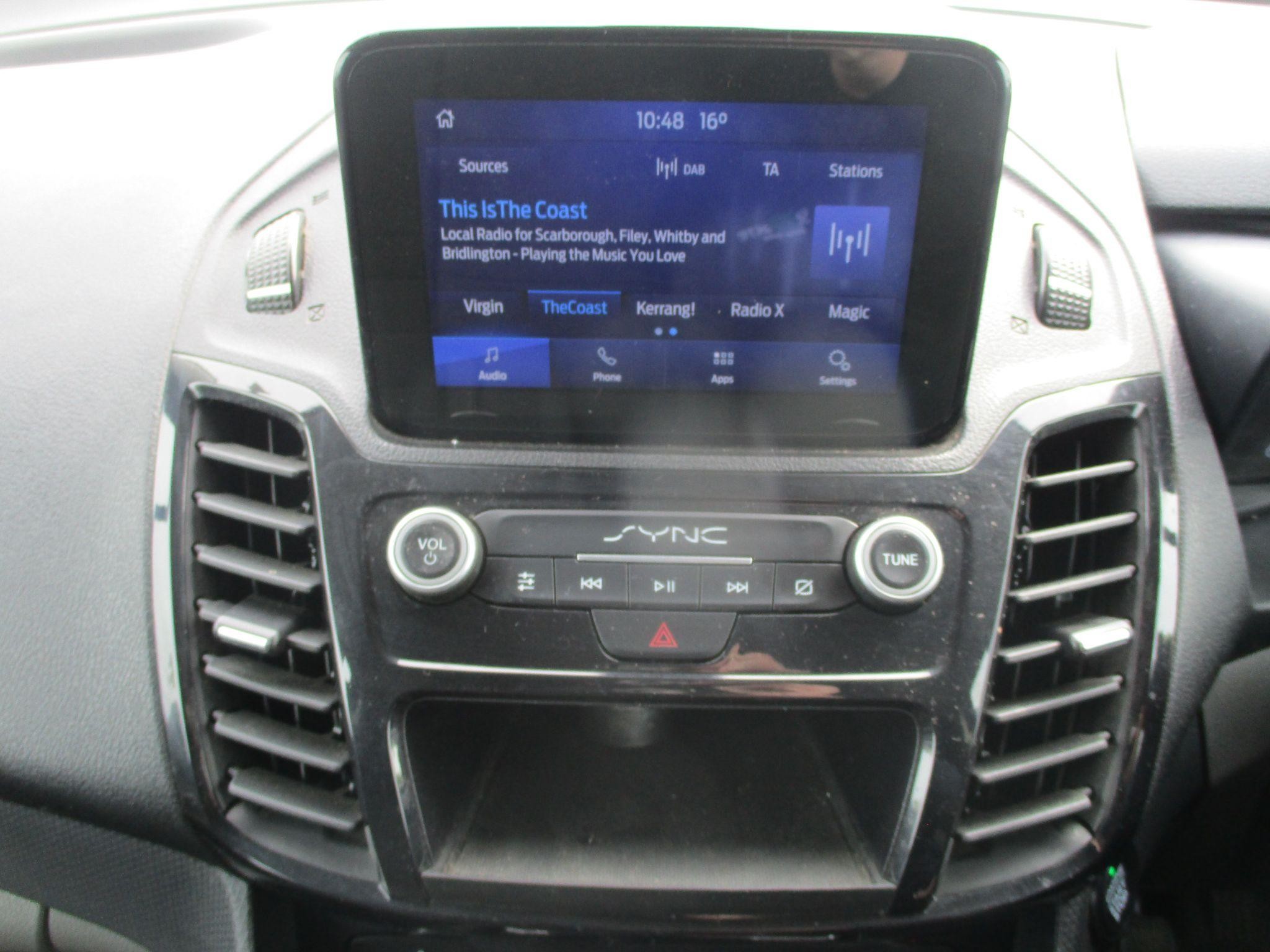 Ford Transit Connect Image 12