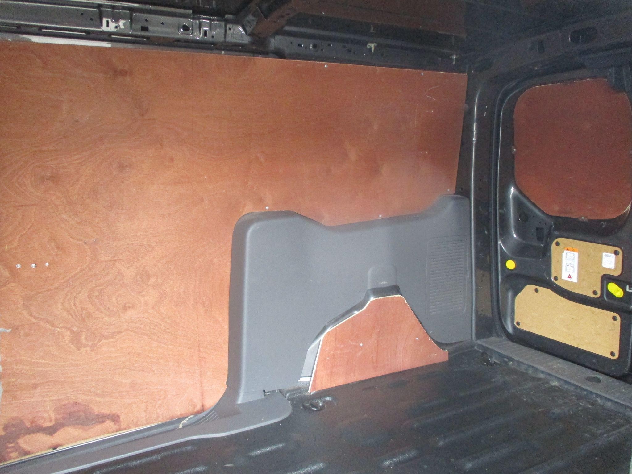 Ford Transit Connect Image 17