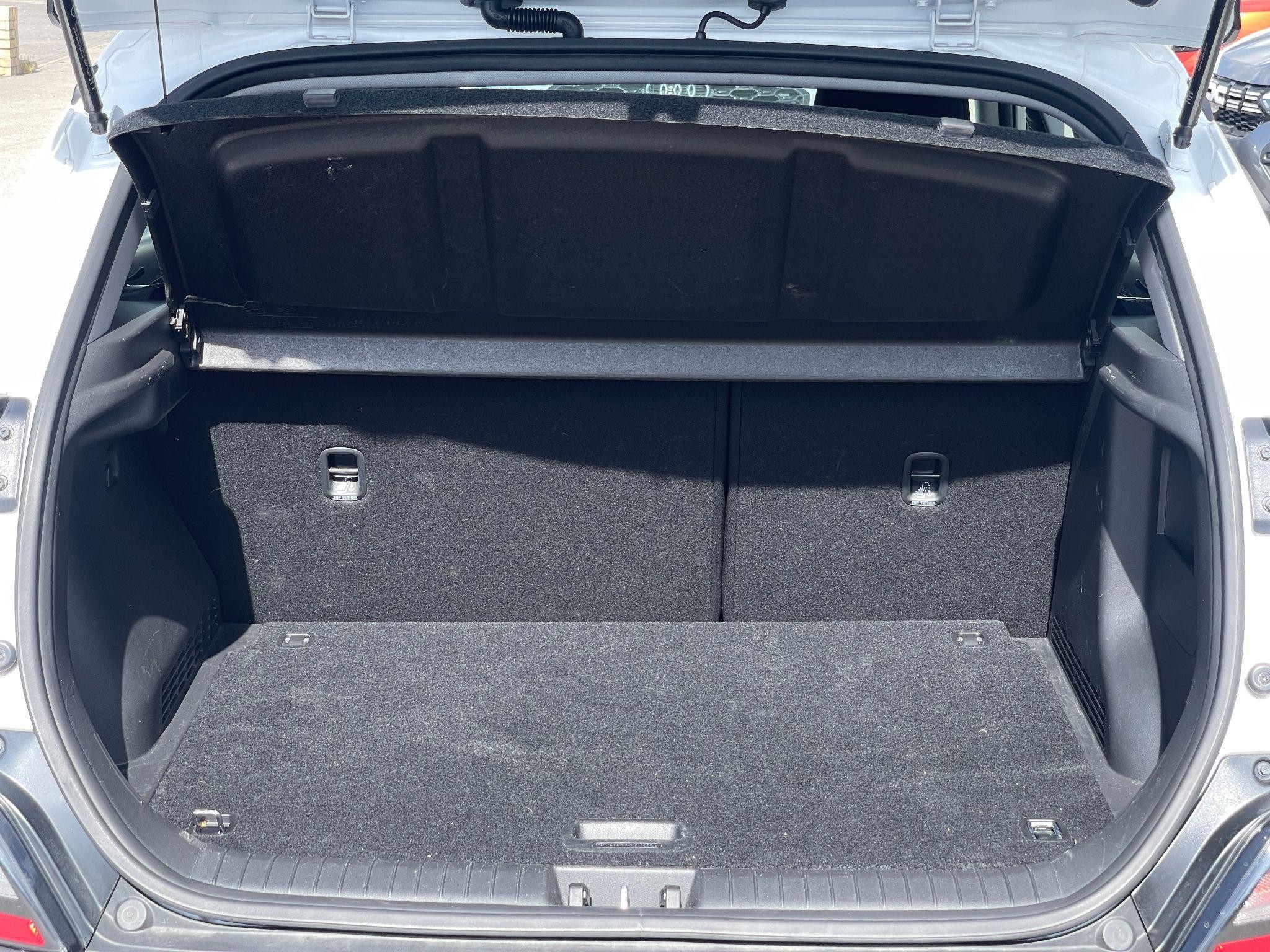Hyundai KONA Image 11