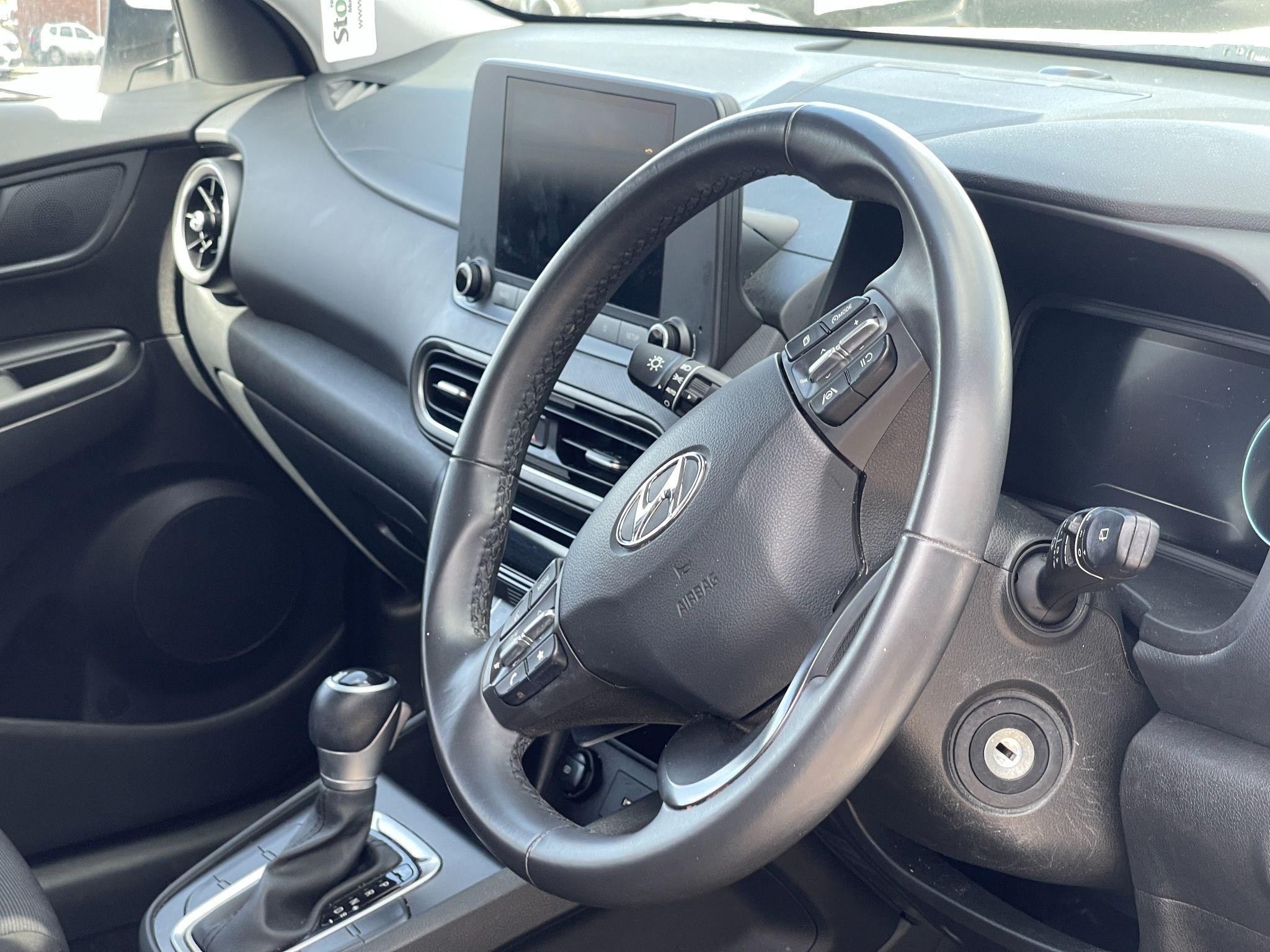 Hyundai KONA Image 12