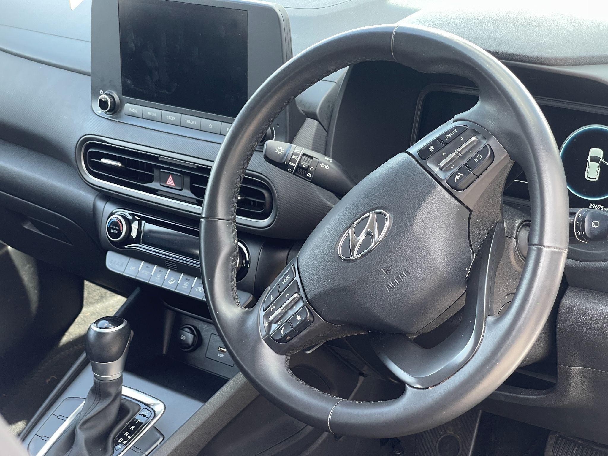 Hyundai KONA Image 15