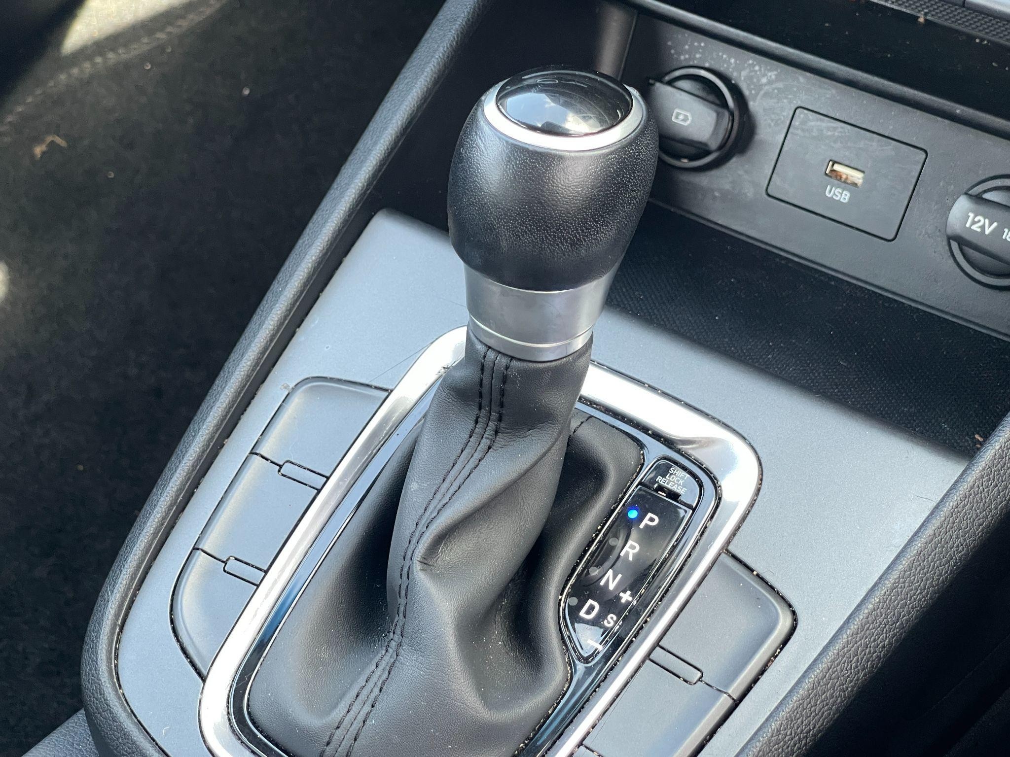 Hyundai KONA Image 22