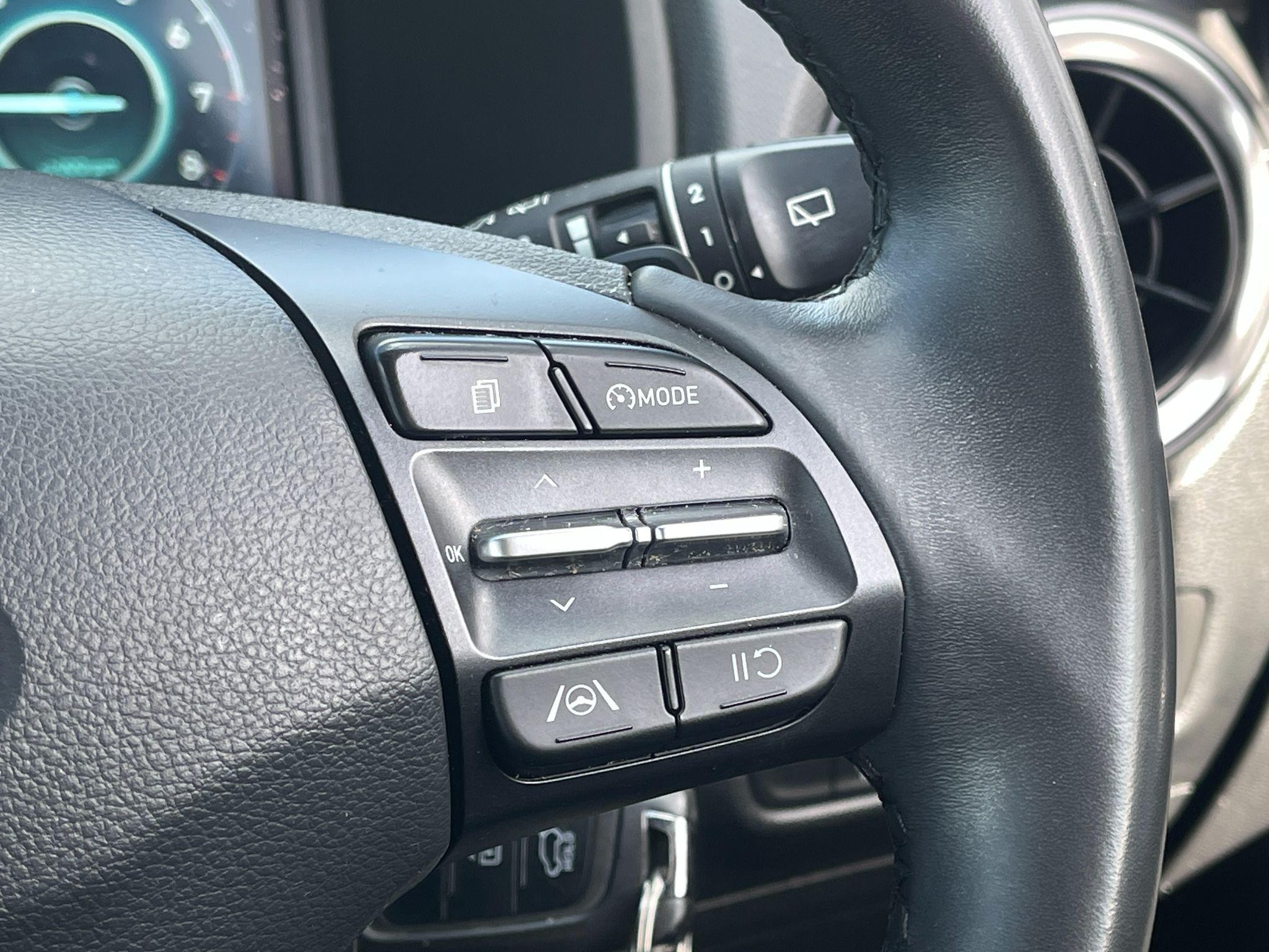Hyundai KONA Image 24