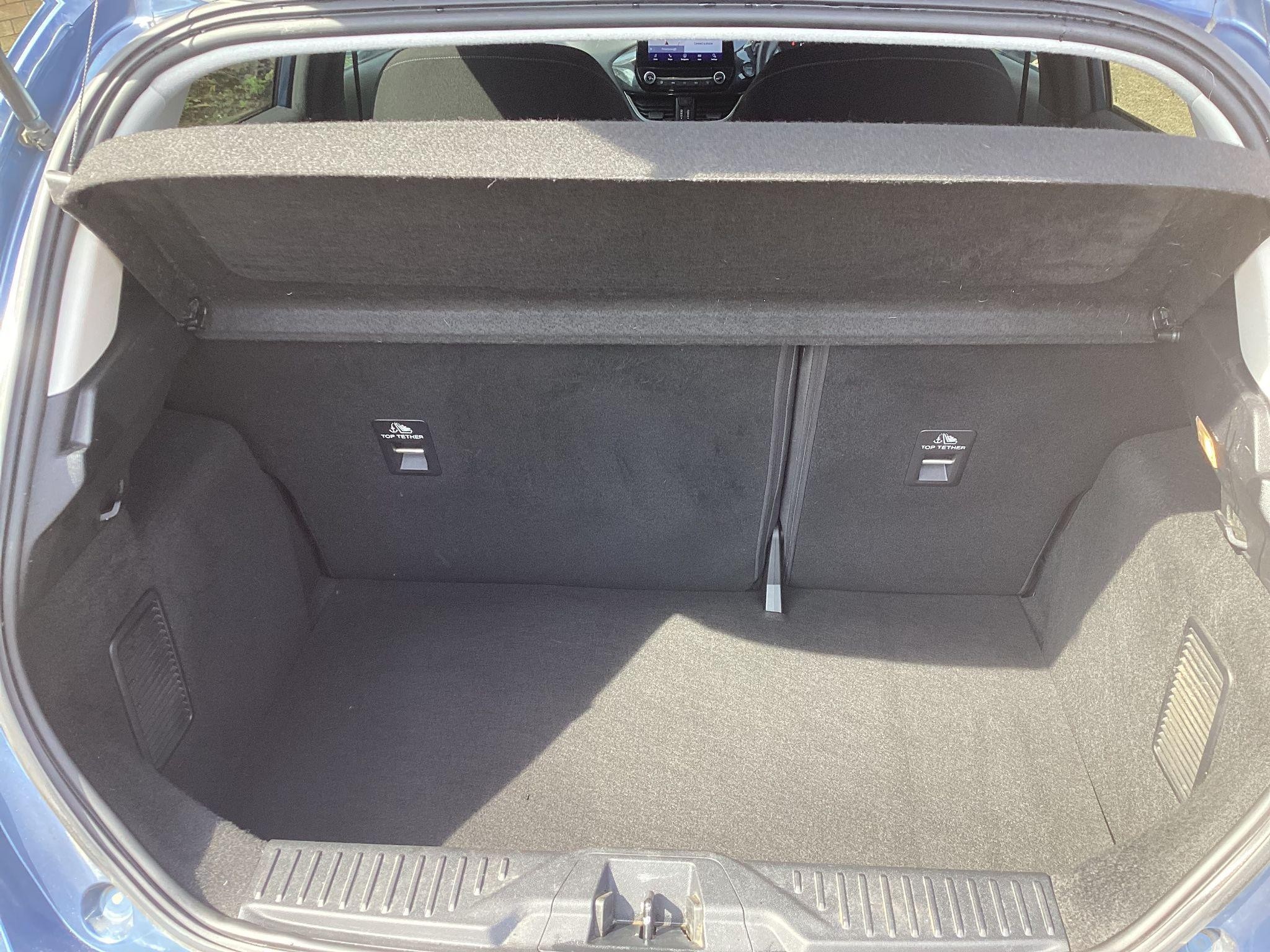 Ford Fiesta Image 12