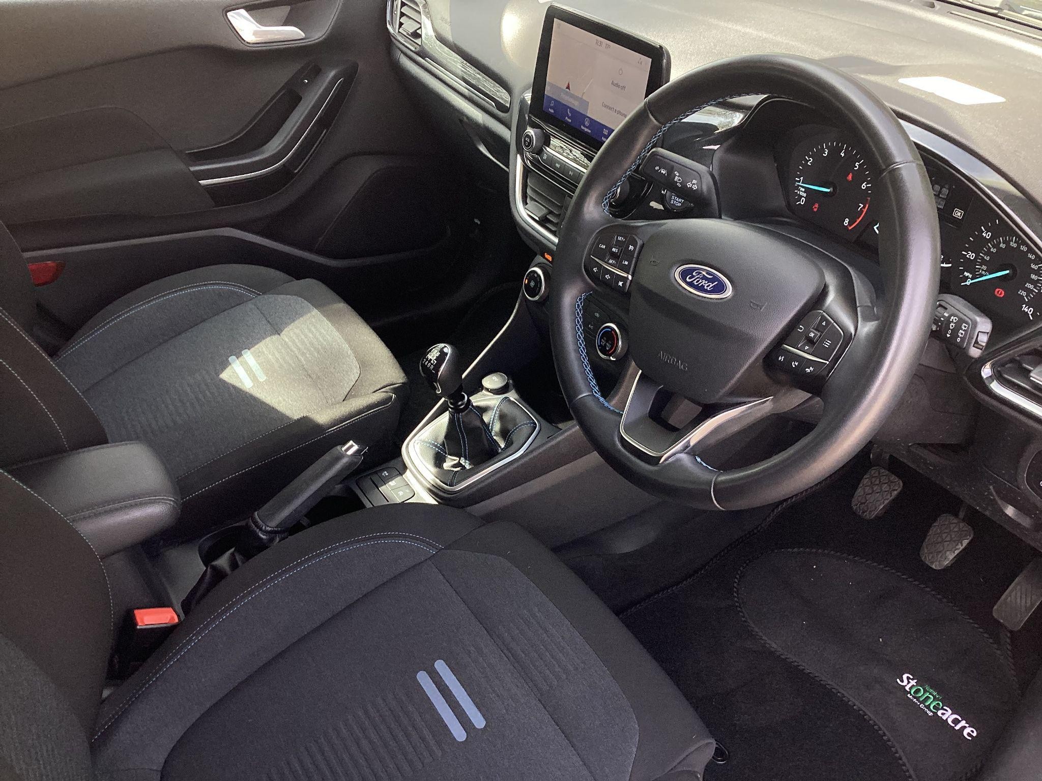 Ford Fiesta Image 13