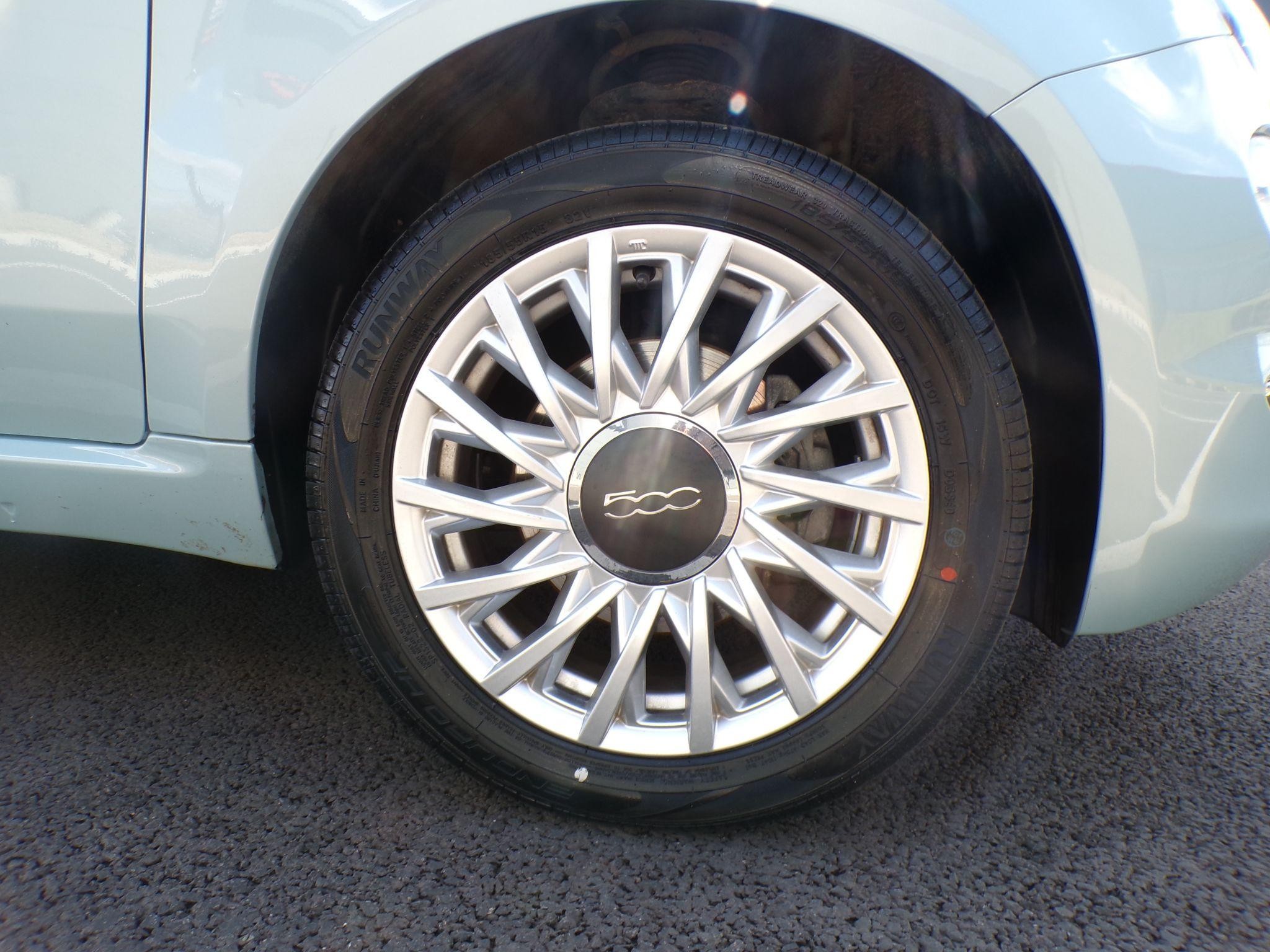Fiat 500c Hybrid Image 8