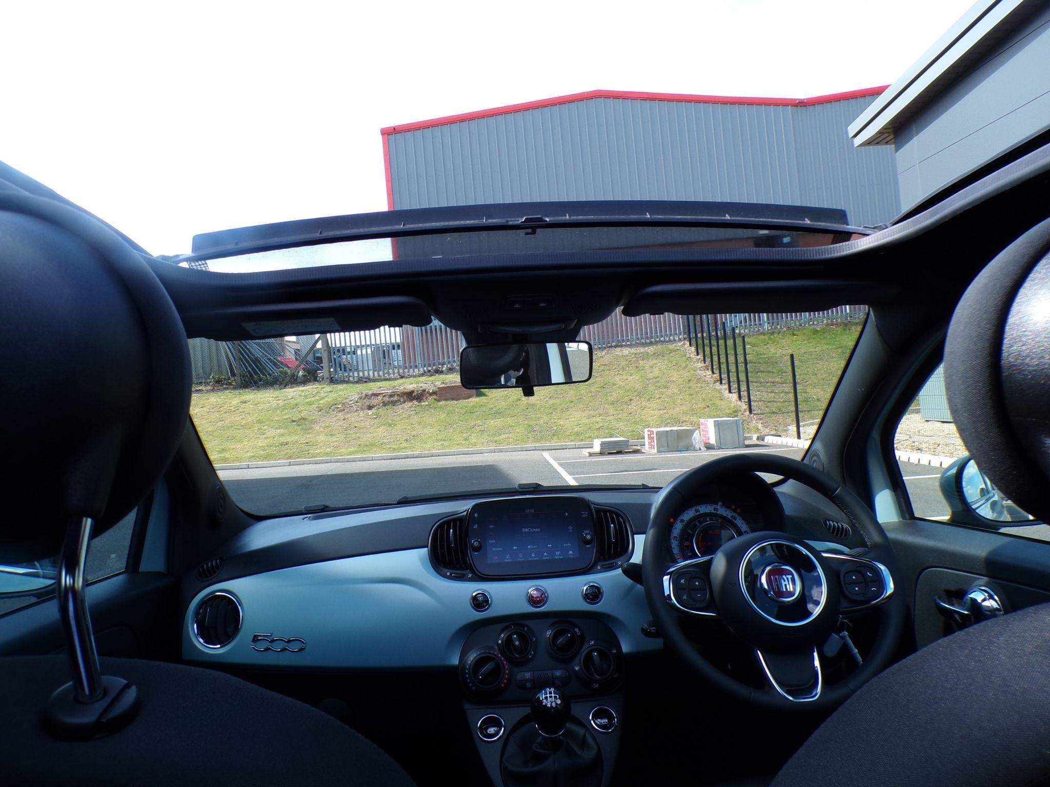 Fiat 500c Hybrid Image 10