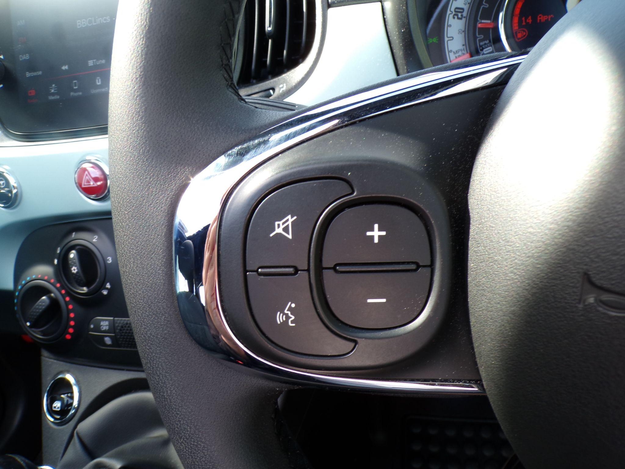 Fiat 500c Hybrid Image 21