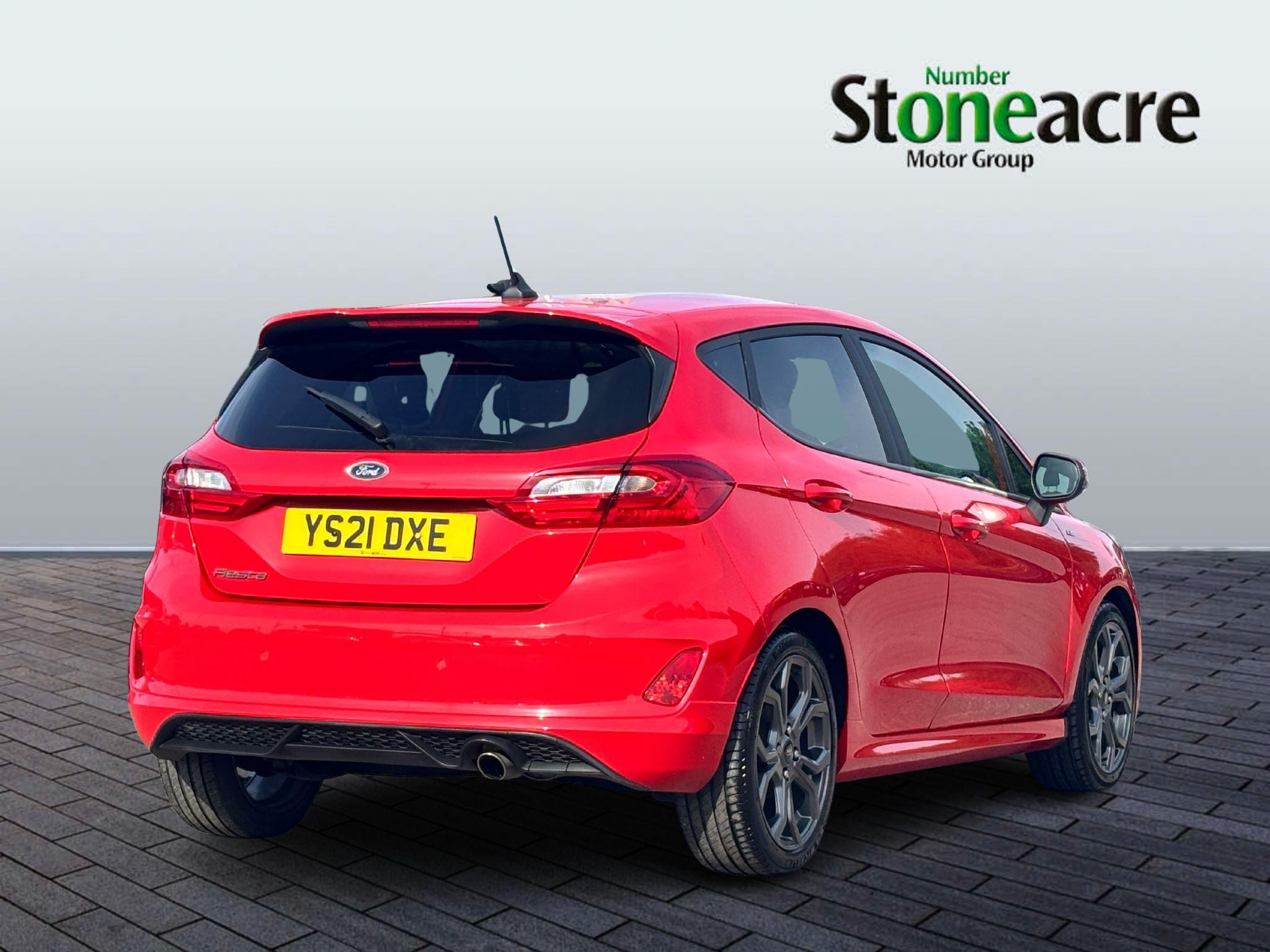 Ford Fiesta Image 8