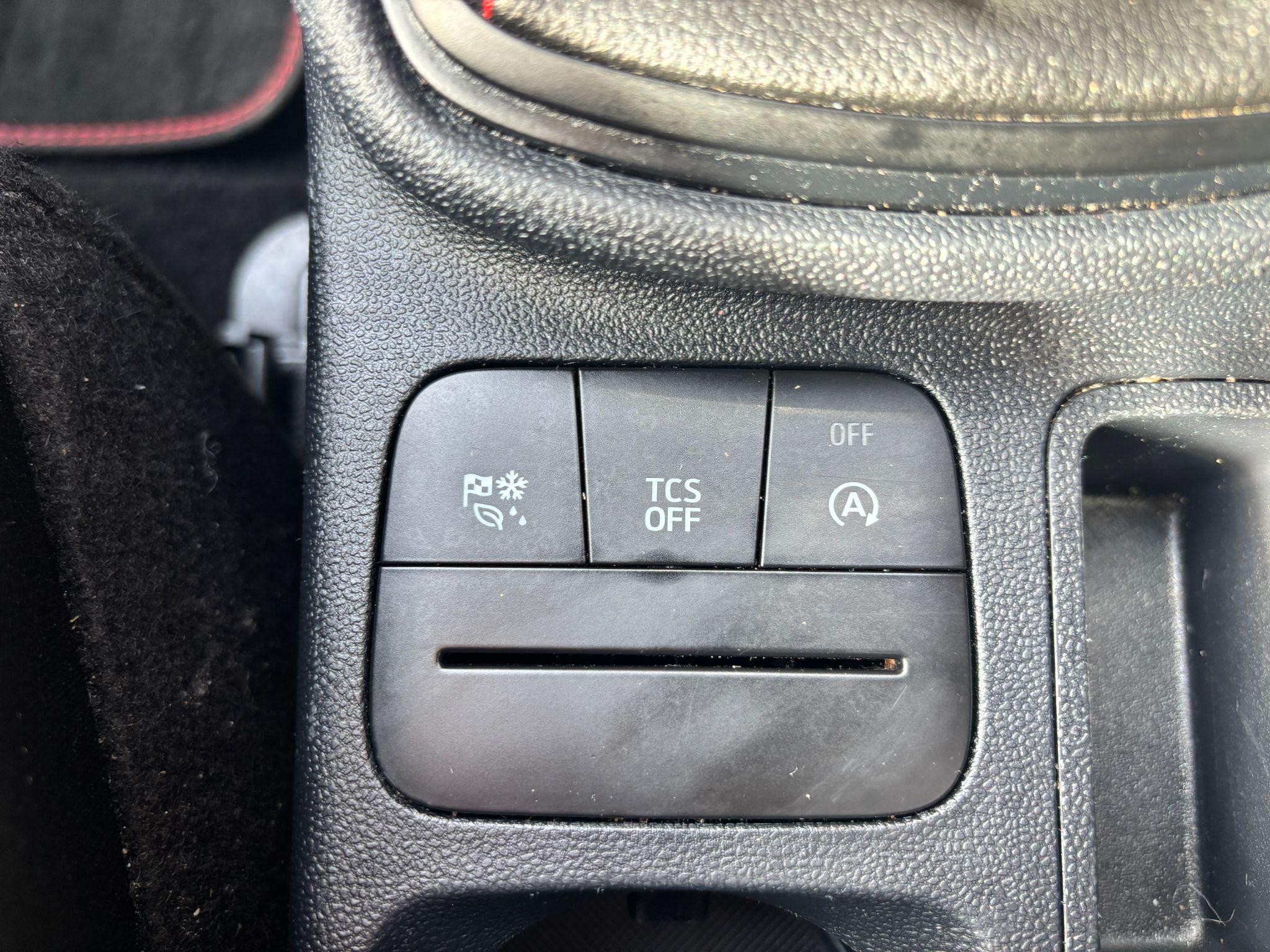 Ford Fiesta Image 19