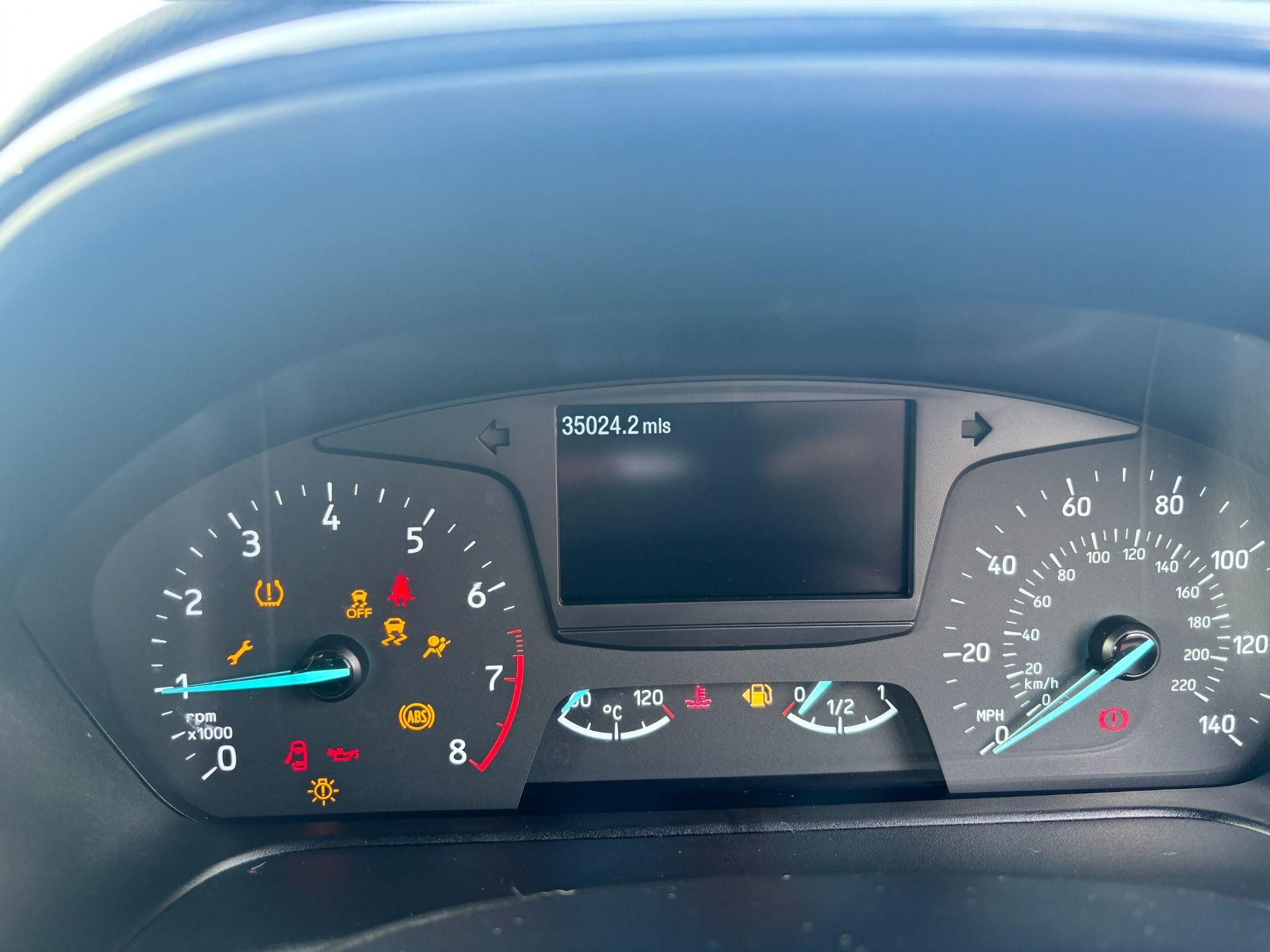 Ford Fiesta Image 24