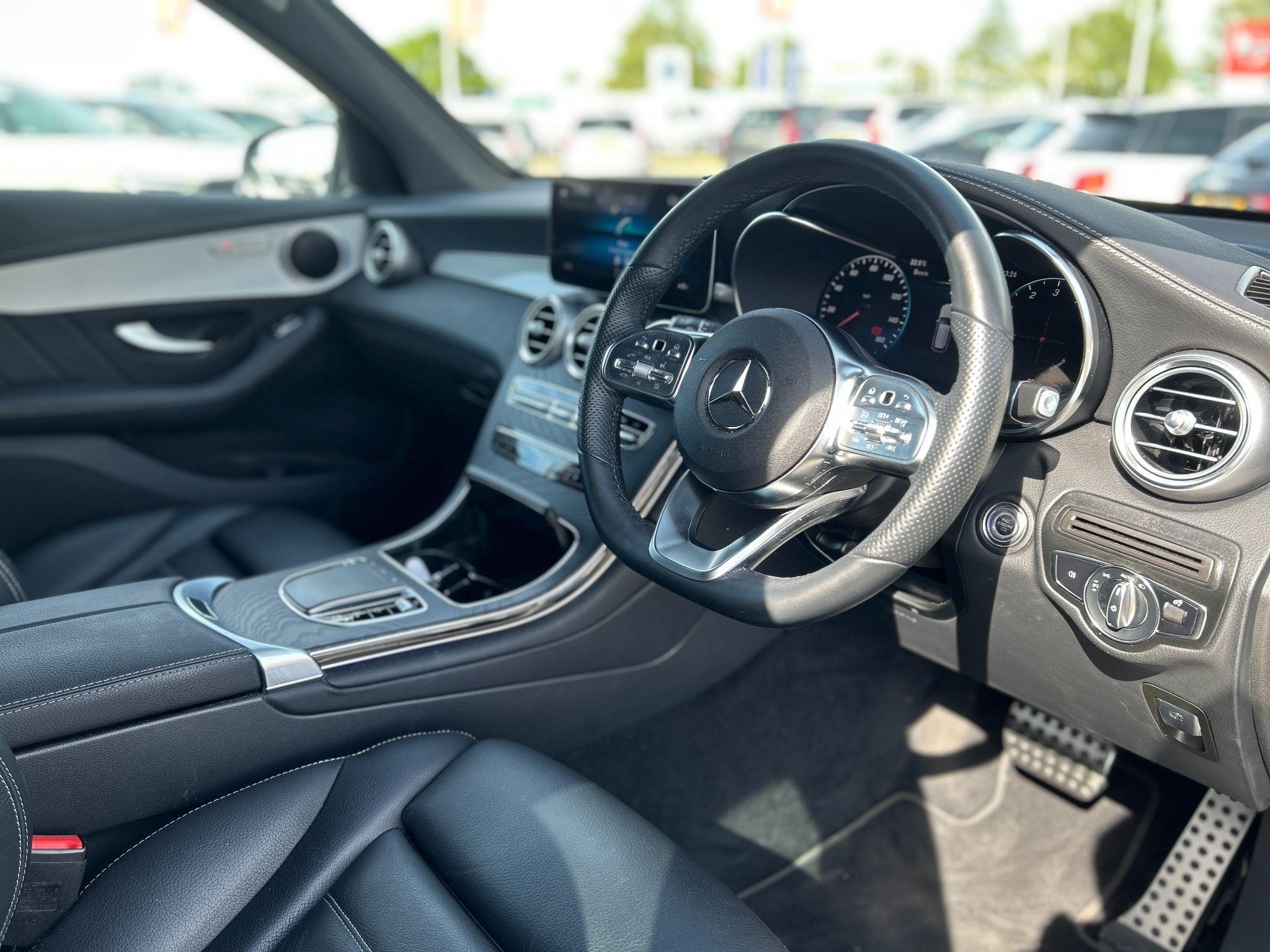 Mercedes-Benz GLC Image 17