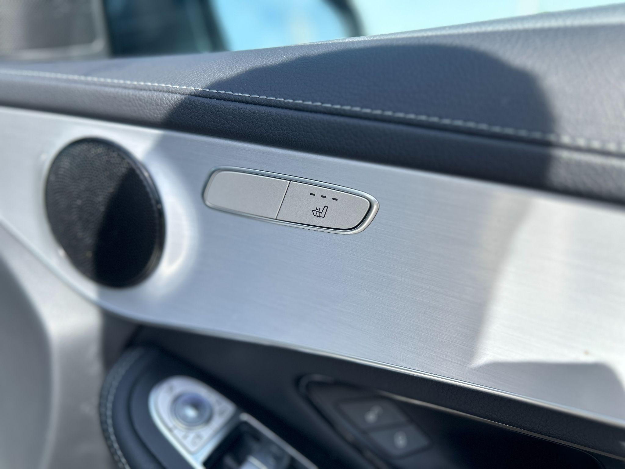 Mercedes-Benz GLC Image 19