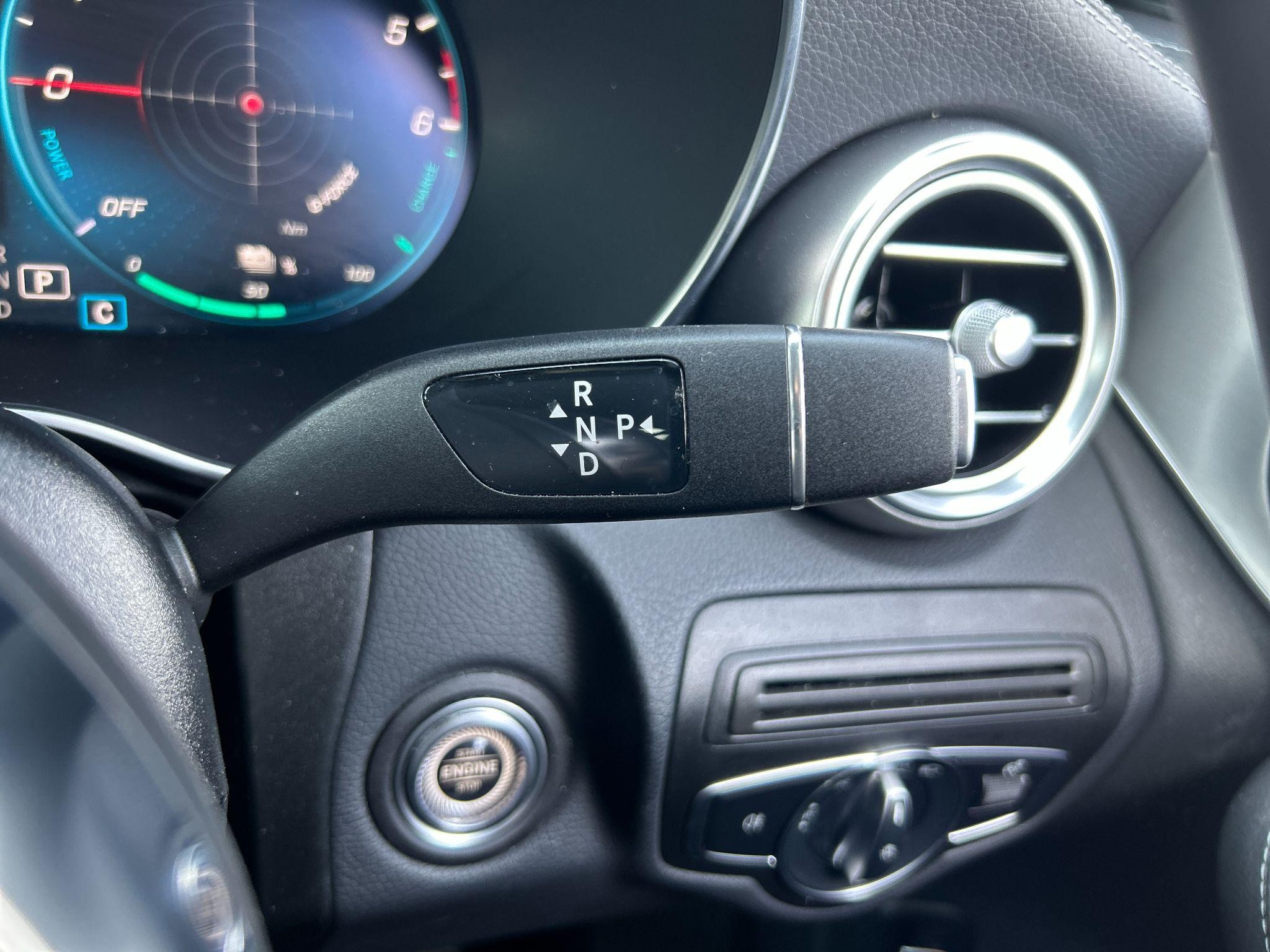 Mercedes-Benz GLC Image 23