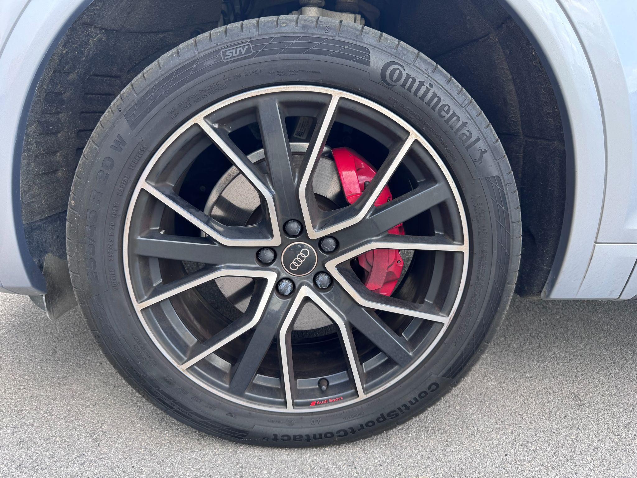 Audi Q5 Image 9