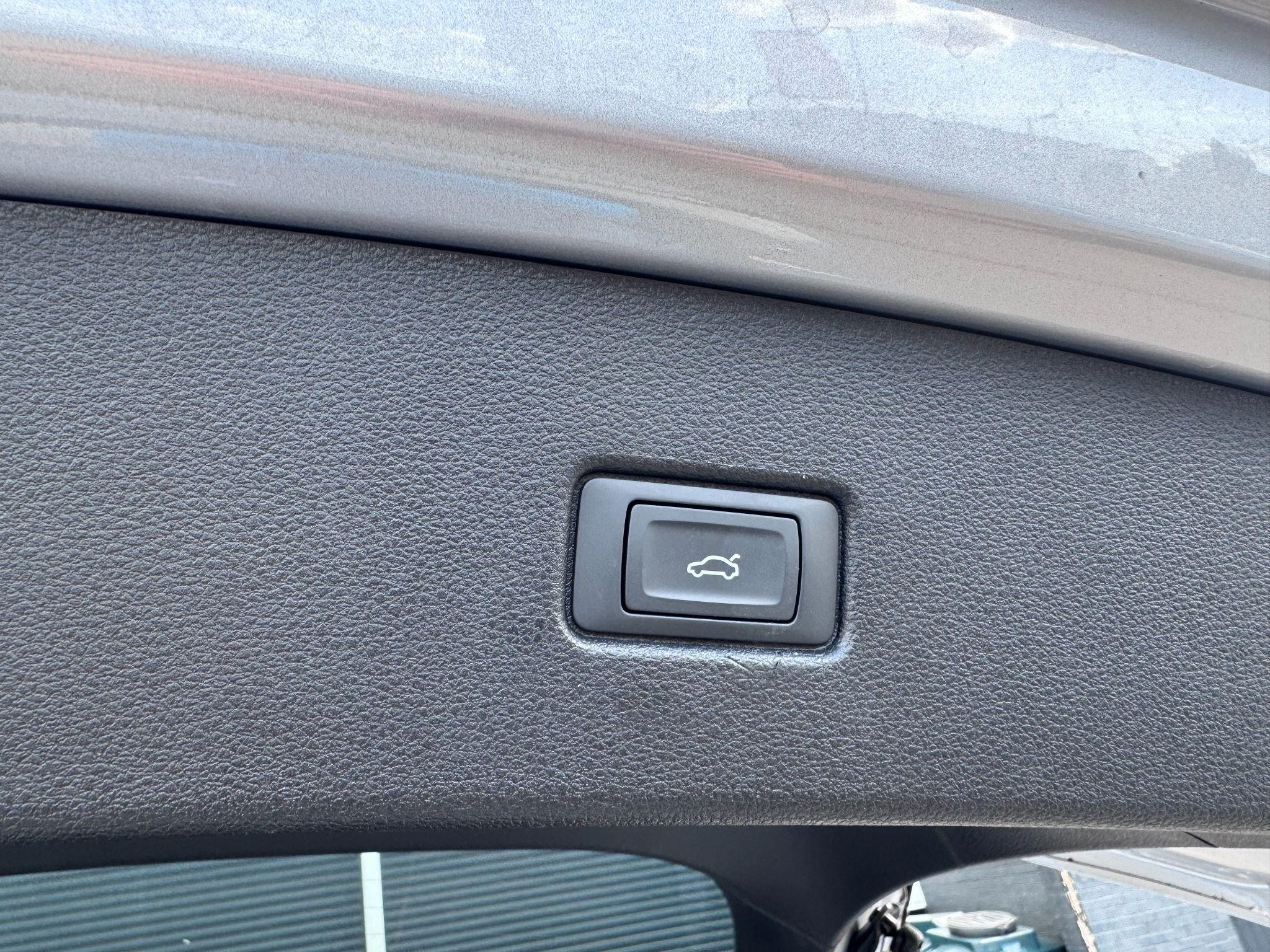 Audi Q5 Image 12