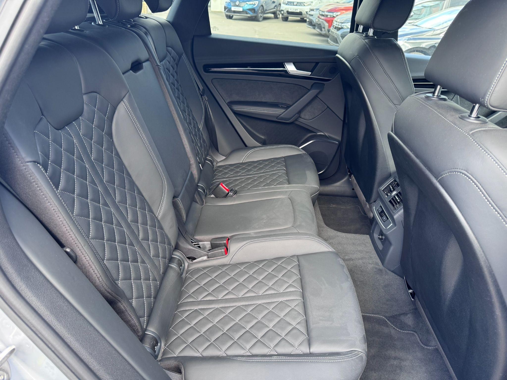 Audi Q5 Image 14