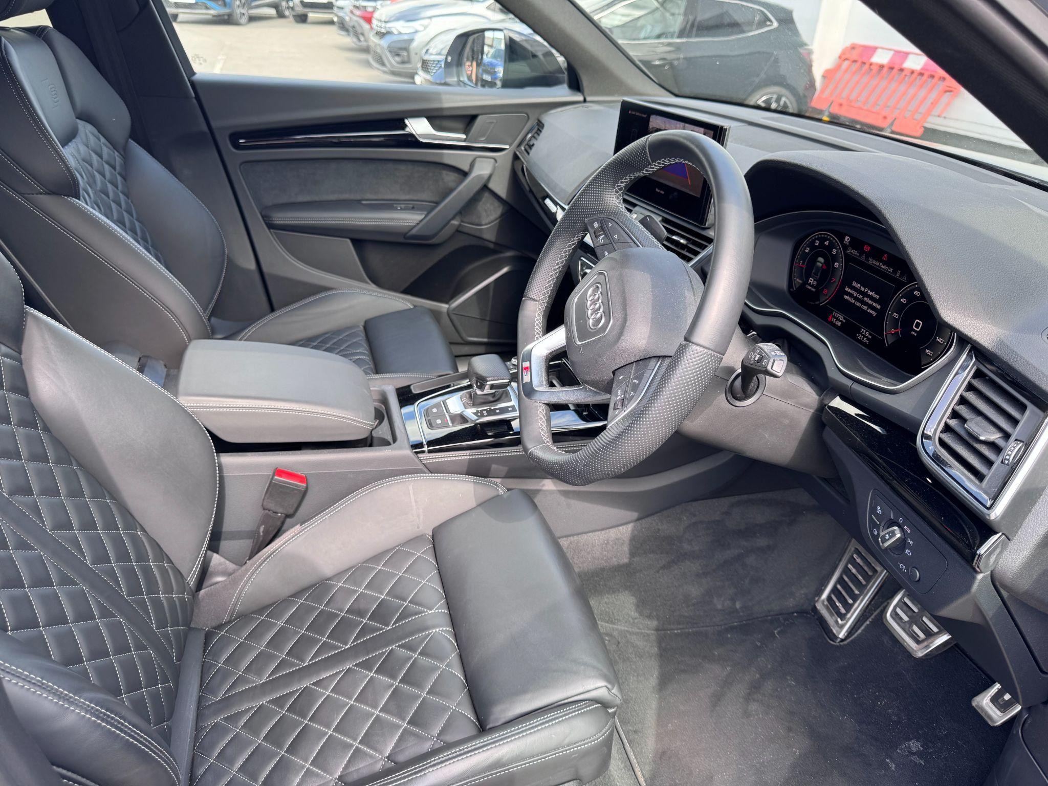 Audi Q5 Image 21