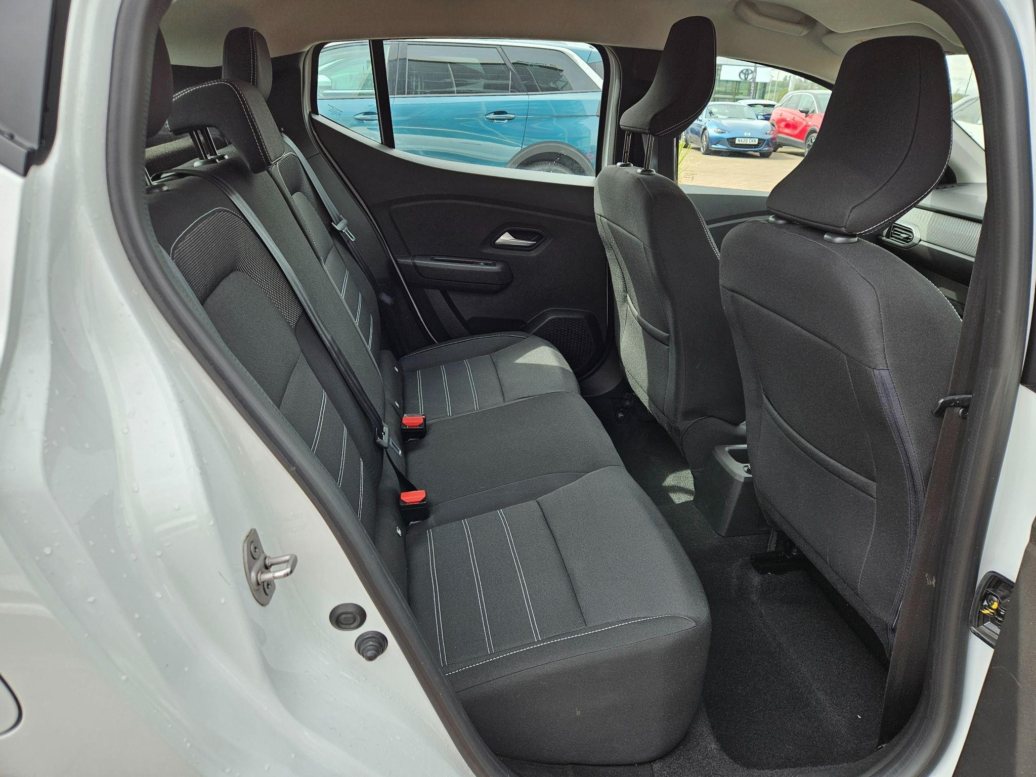 Dacia Sandero Image 18