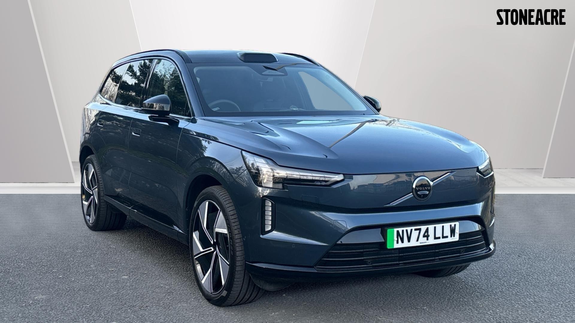 Volvo EX90 Image 1